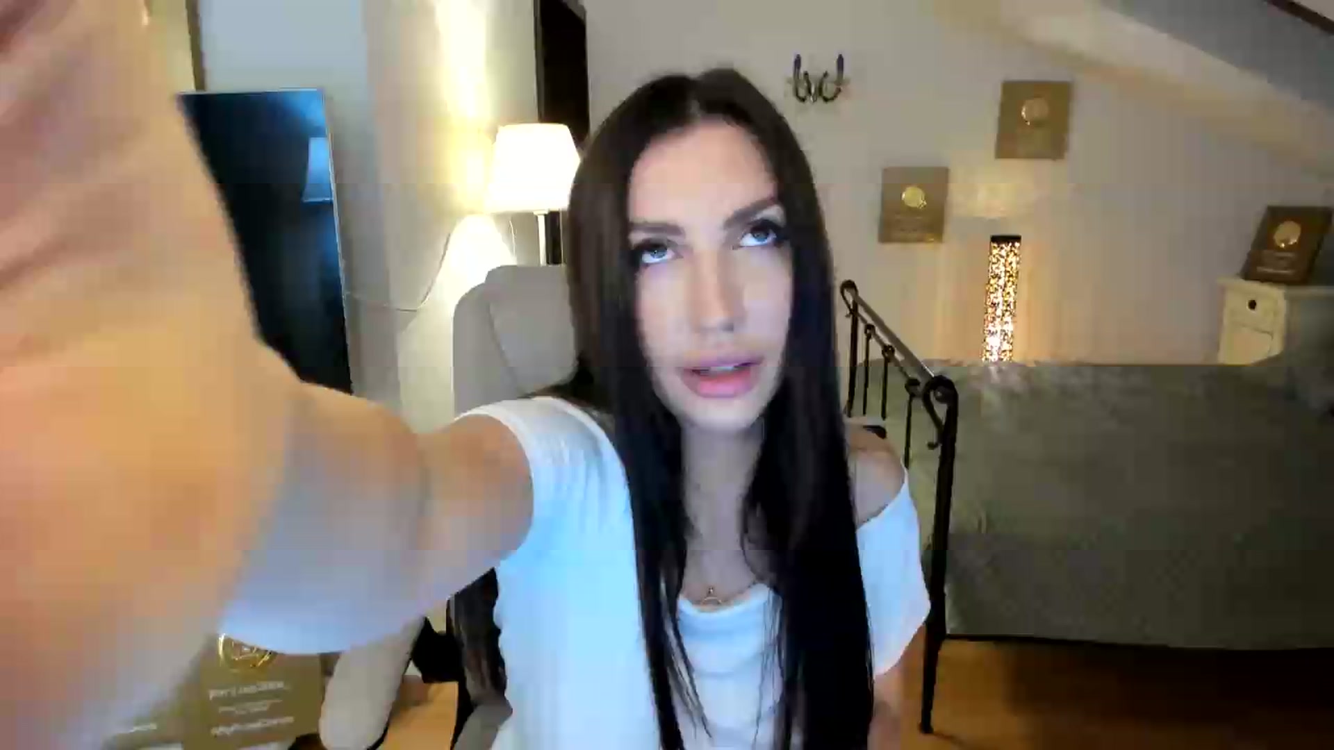 Gallery image thumbnail from Pr1nc3ss_'s myfreecams stream on, 08/10/2026, 01:18 image 20 of 20