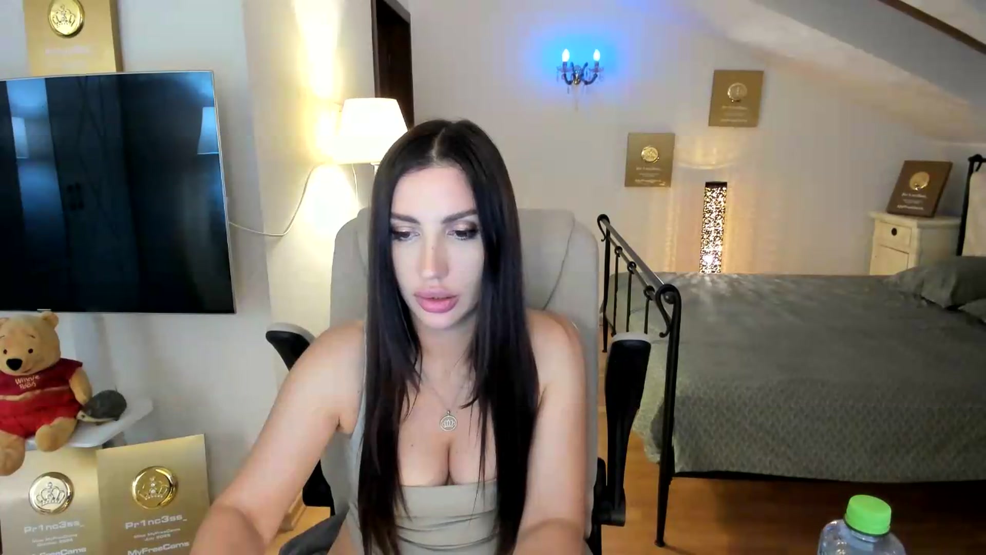Gallery image thumbnail from Pr1nc3ss_'s myfreecams stream on, 08/11/2026, 24:00 image 10 of 20