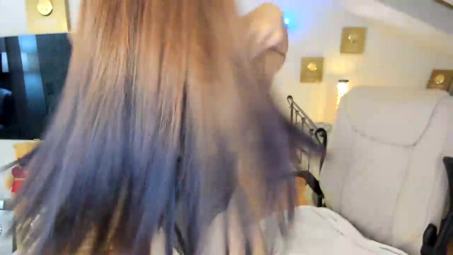 Gallery image thumbnail from Pr1nc3ss_'s myfreecams stream on, 08/15/2026, 10:31 image 18 of 20