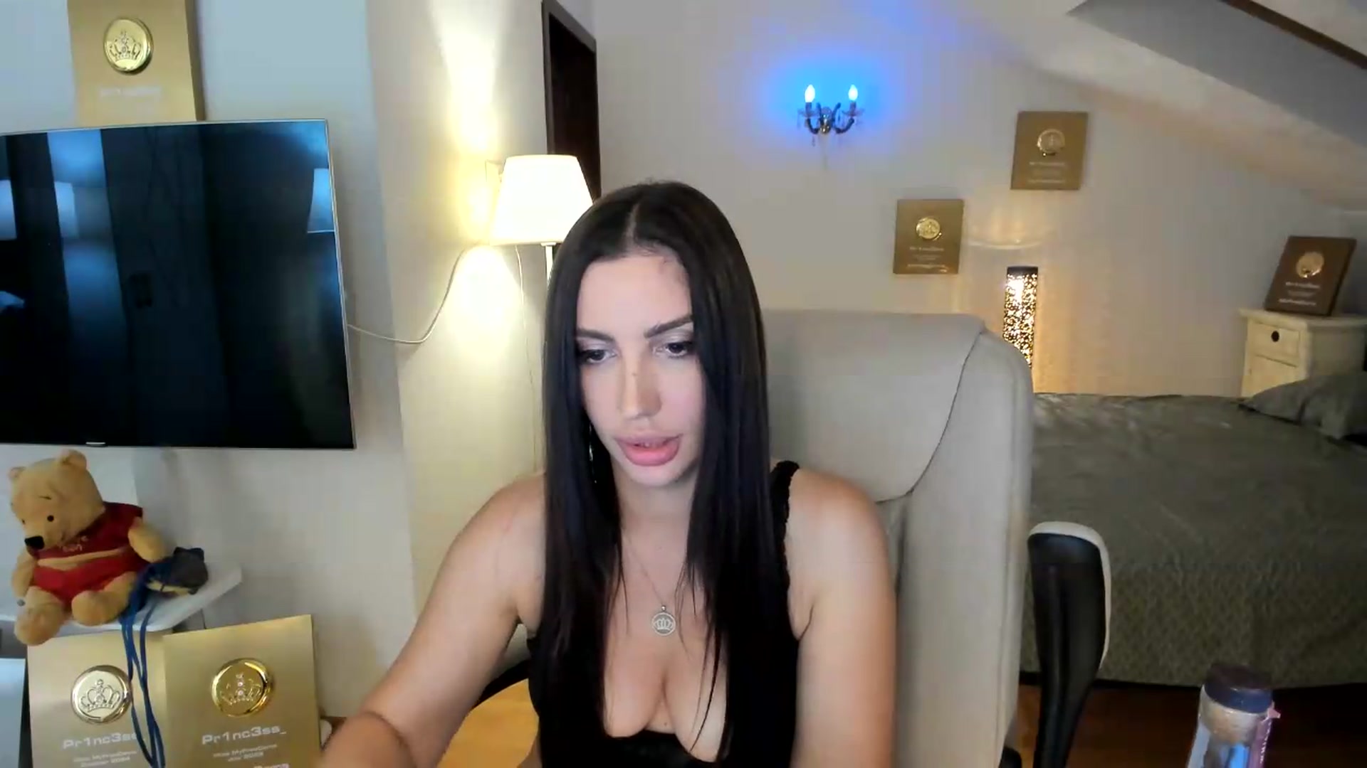 Gallery image thumbnail from Pr1nc3ss_'s myfreecams stream on, 08/15/2026, 14:33 image 13 of 20