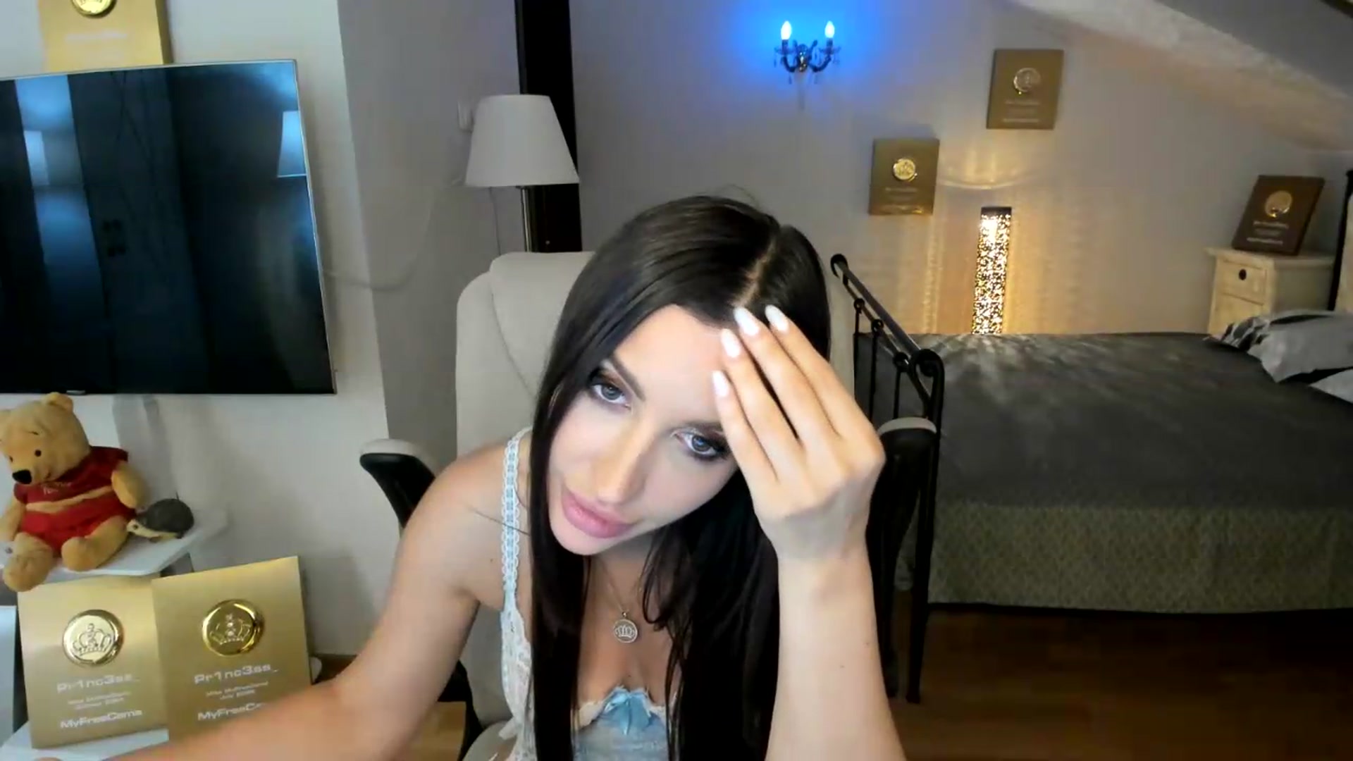 Gallery image thumbnail from Pr1nc3ss_'s myfreecams stream on, 08/16/2026, 12:32 image 15 of 20