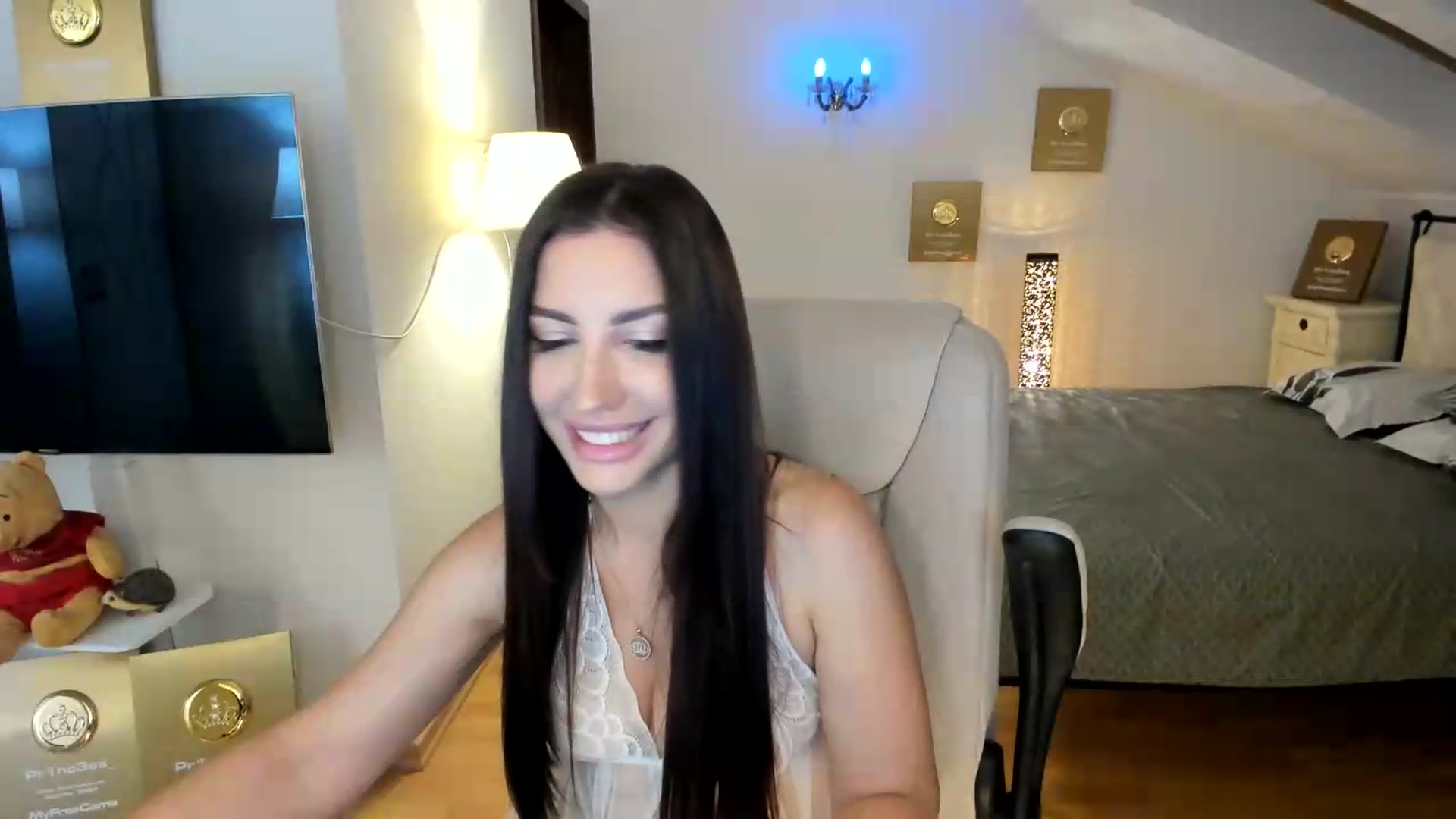 Gallery image thumbnail from Pr1nc3ss_'s myfreecams stream on, 08/17/2026, 07:52 image 8 of 20