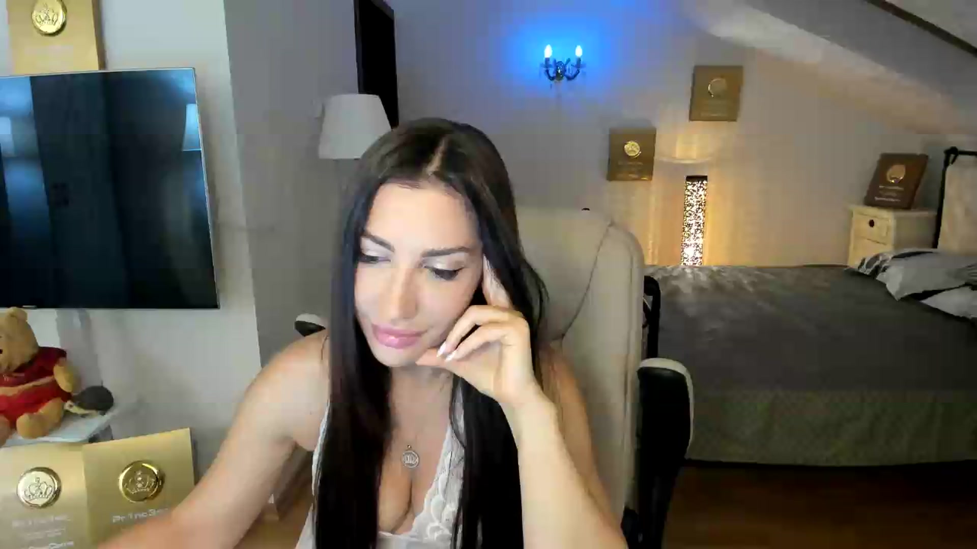 Gallery image thumbnail from Pr1nc3ss_'s myfreecams stream on, 08/17/2026, 07:52 image 1 of 20