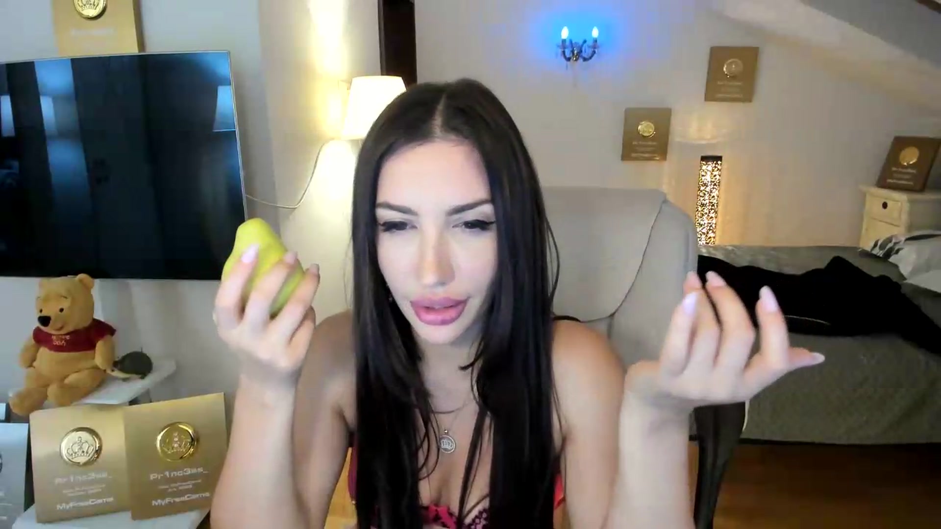 Gallery image thumbnail from Pr1nc3ss_'s myfreecams stream on, 08/22/2026, 08:15 image 11 of 20