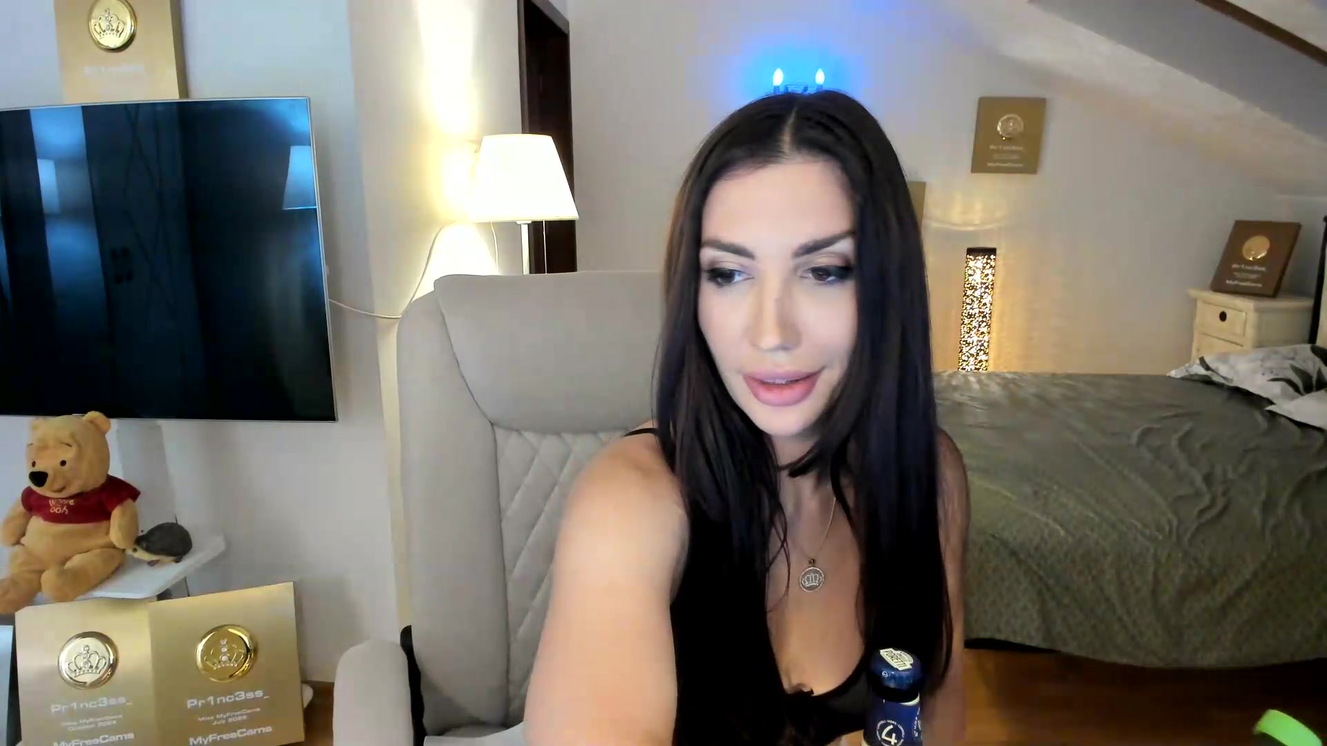 Gallery image thumbnail from Pr1nc3ss_'s myfreecams stream on, 08/23/2026, 09:34 image 15 of 20