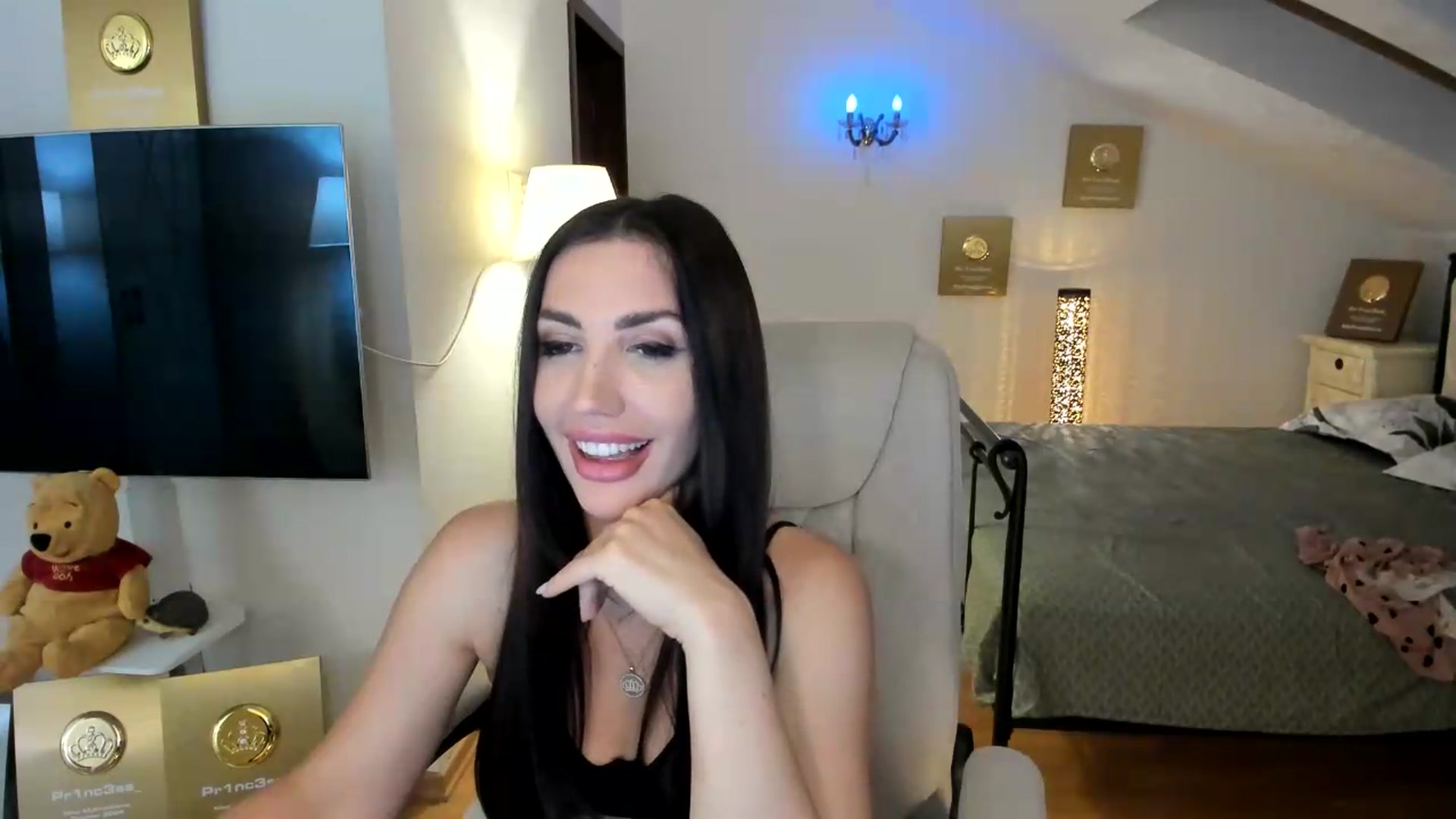 Gallery image thumbnail from Pr1nc3ss_'s myfreecams stream on, 08/23/2026, 09:34 image 2 of 20