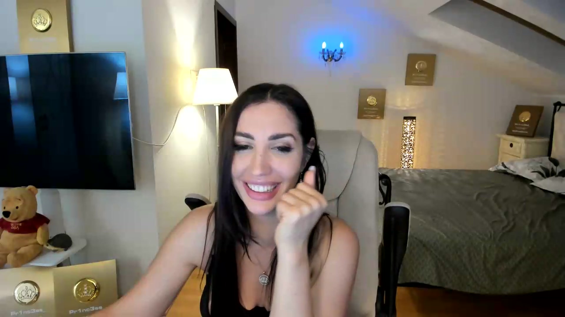 Gallery image thumbnail from Pr1nc3ss_'s myfreecams stream on, 08/23/2026, 11:18 image 14 of 20