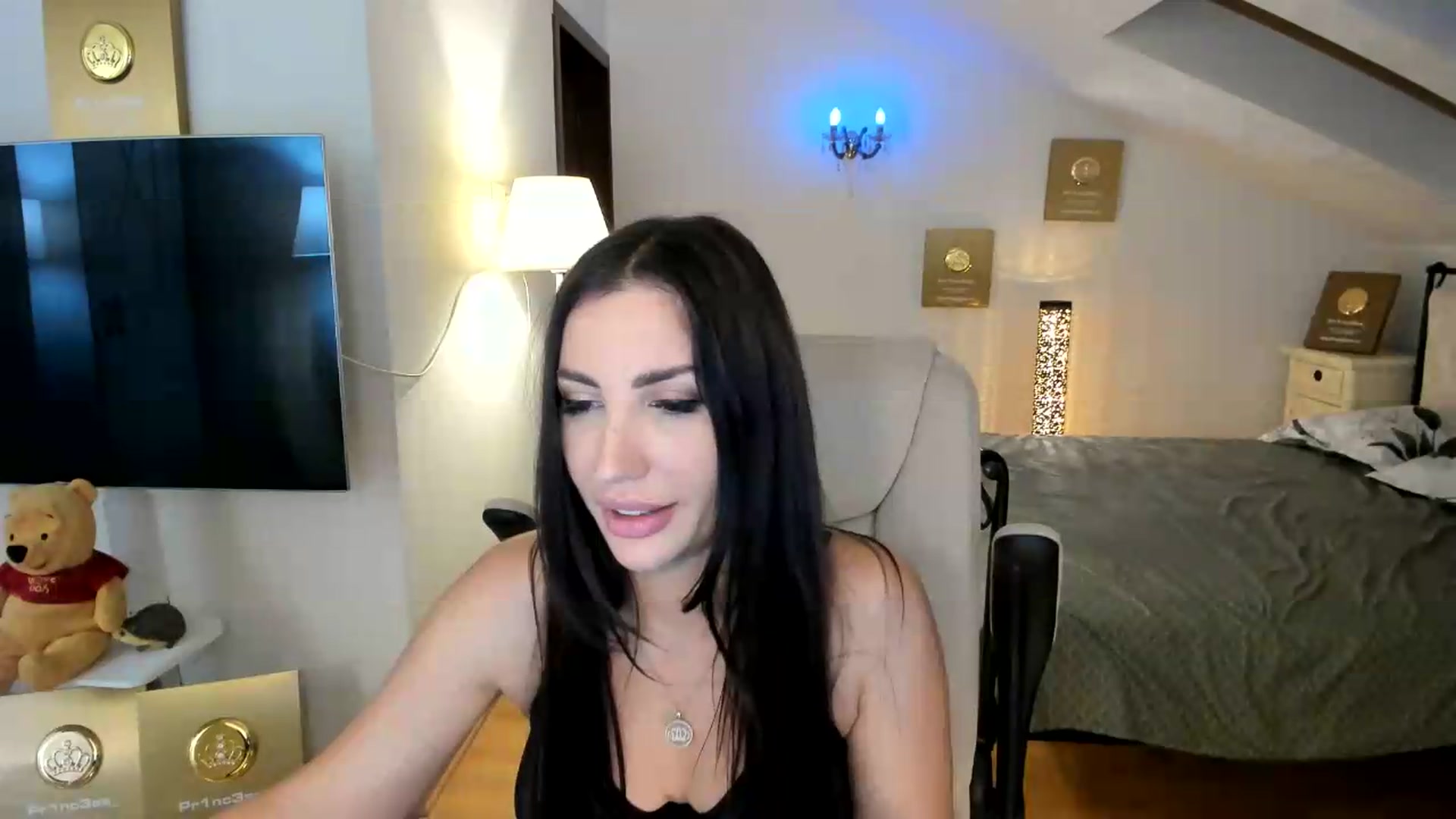 Gallery image thumbnail from Pr1nc3ss_'s myfreecams stream on, 08/23/2026, 11:18 image 18 of 20