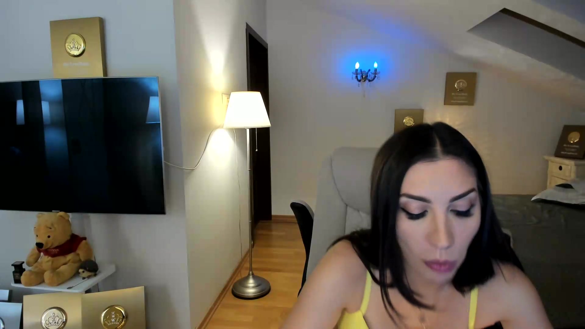 Gallery image thumbnail from Pr1nc3ss_'s myfreecams stream on, 08/28/2026, 05:14 image 15 of 20