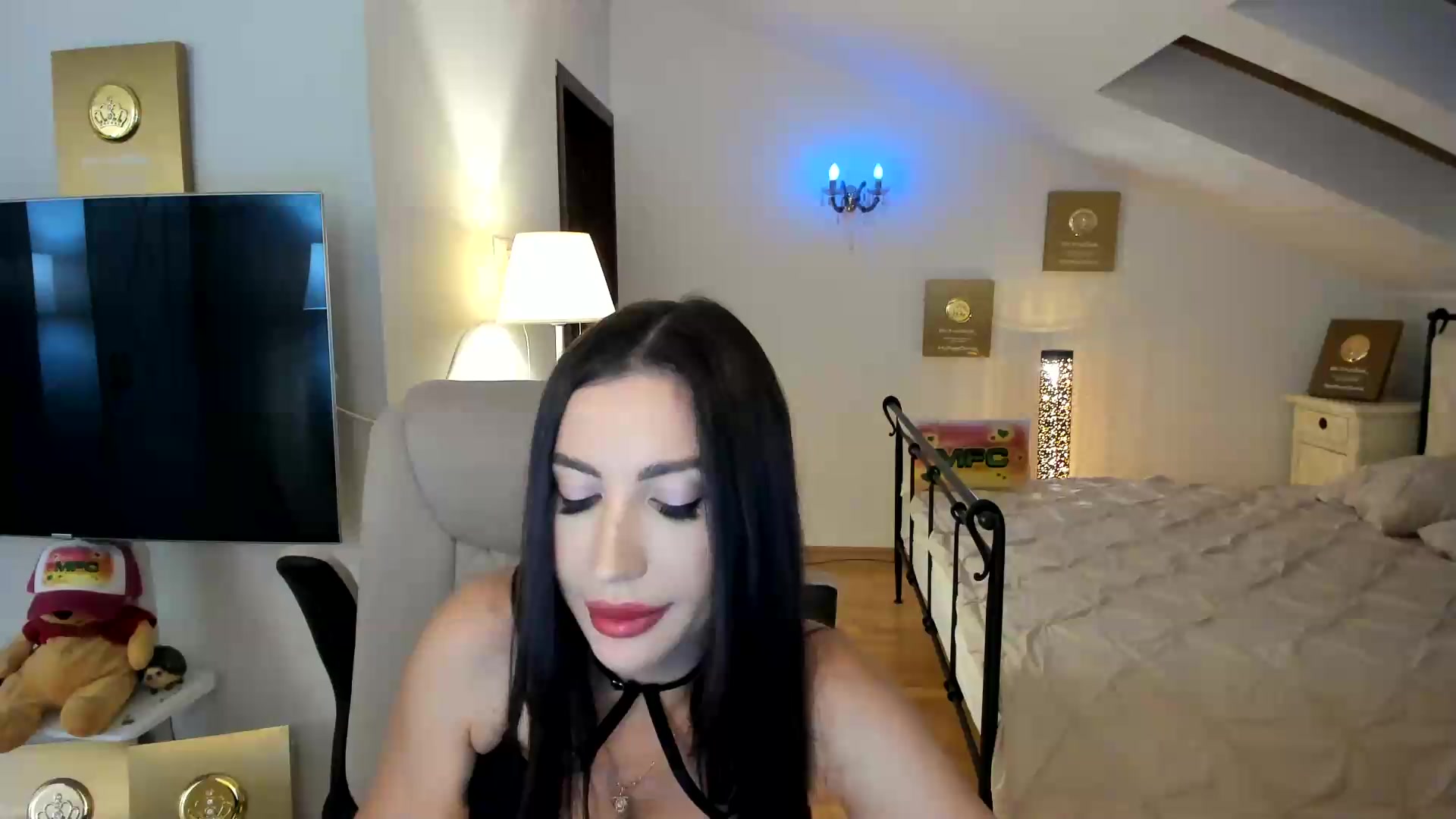 Gallery image thumbnail from Pr1nc3ss_'s myfreecams stream on, 08/30/2026, 07:10 image 14 of 20