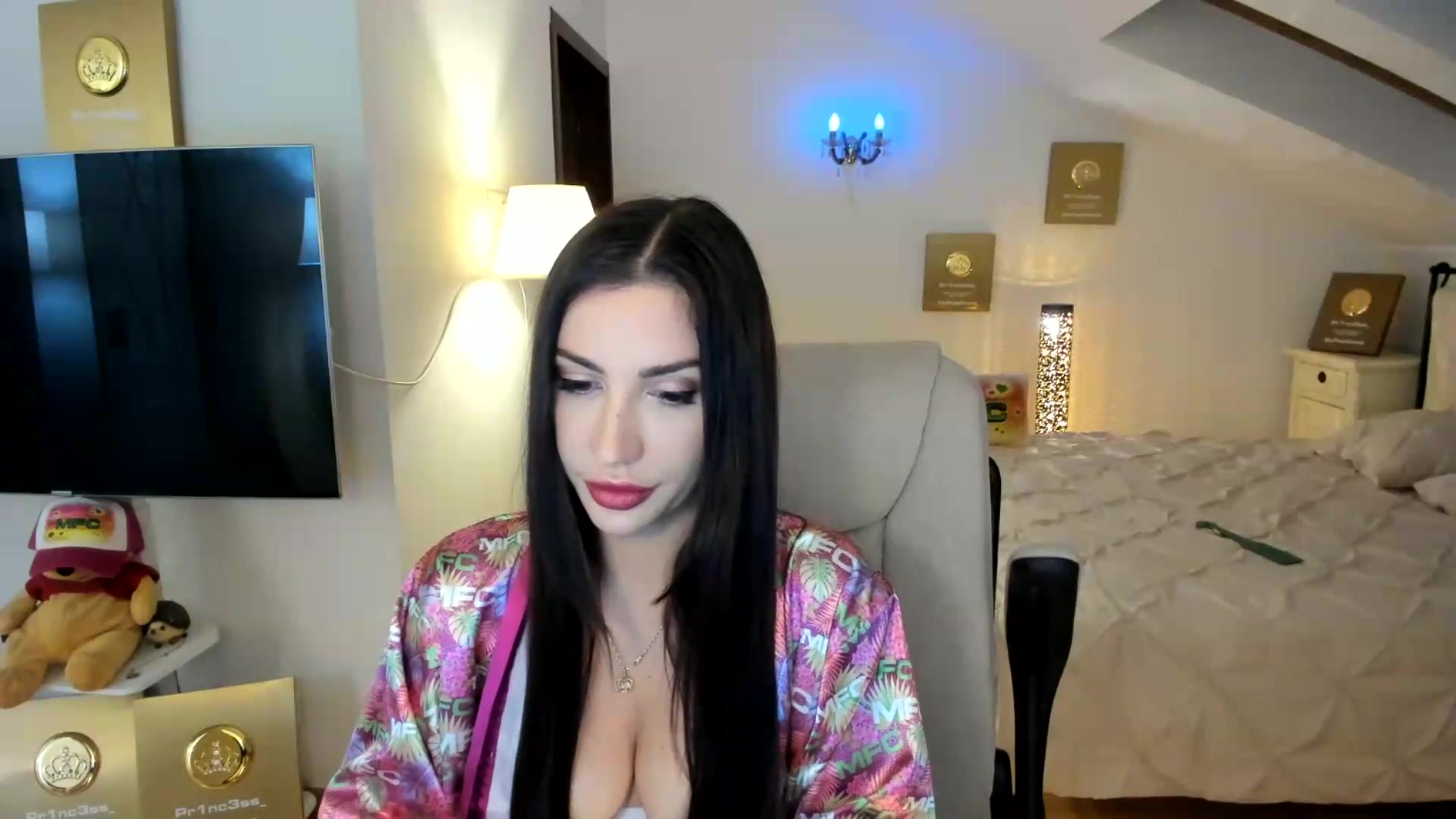 Gallery image thumbnail from Pr1nc3ss_'s myfreecams stream on, 08/31/2026, 06:05 image 17 of 20