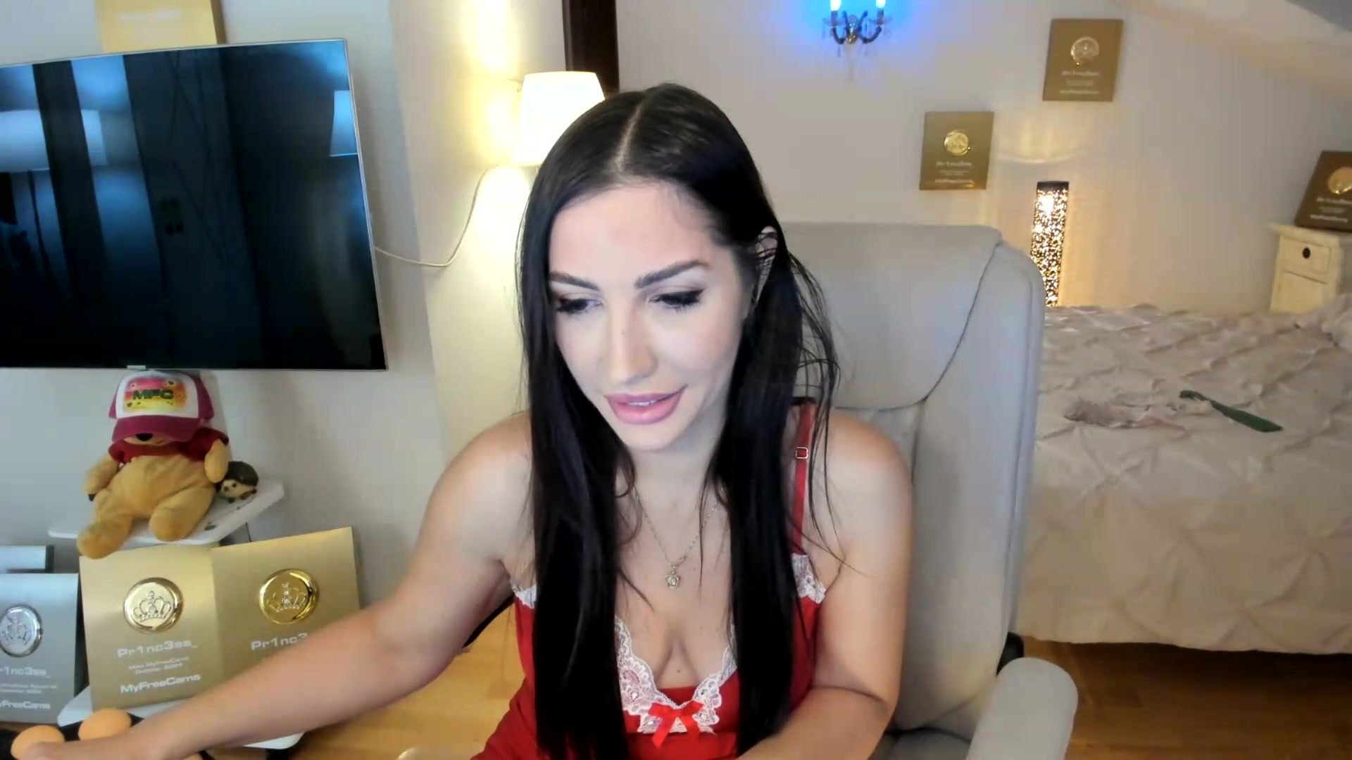 Gallery image thumbnail from Pr1nc3ss_'s myfreecams stream on, 09/01/2026, 06:09 image 13 of 20