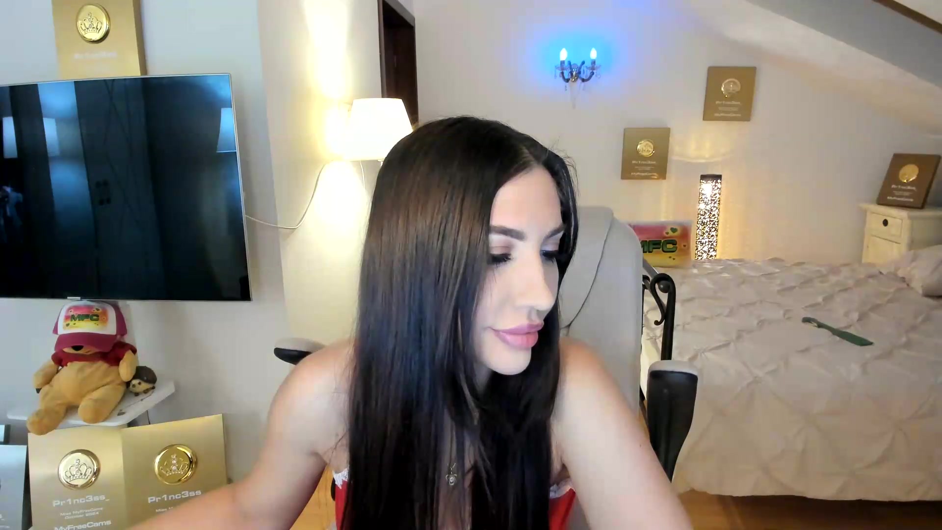 Gallery image thumbnail from Pr1nc3ss_'s myfreecams stream on, 09/01/2026, 06:09 image 5 of 20