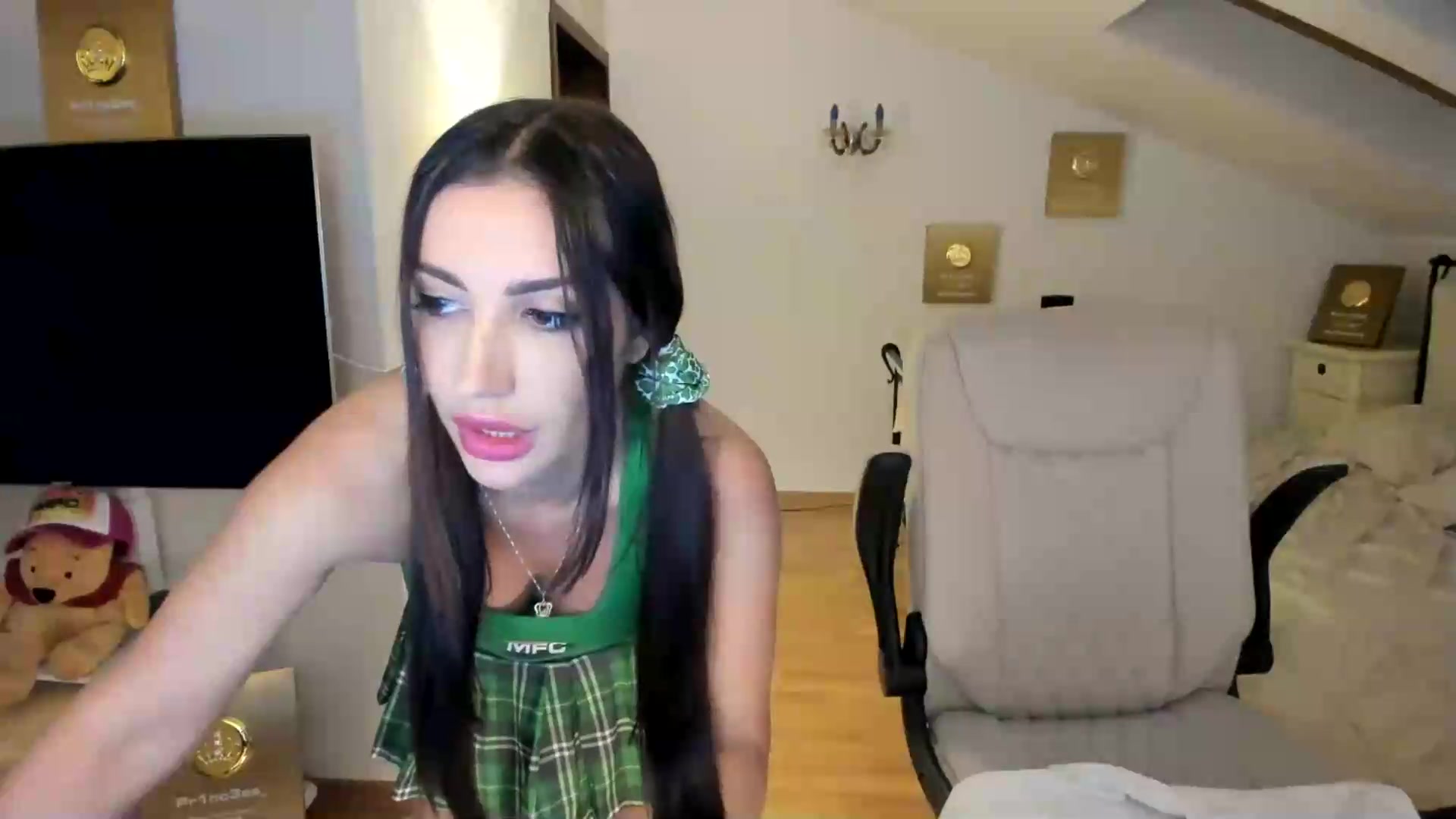 Gallery image thumbnail from Pr1nc3ss_'s myfreecams stream on, 09/06/2026, 06:38 image 17 of 20