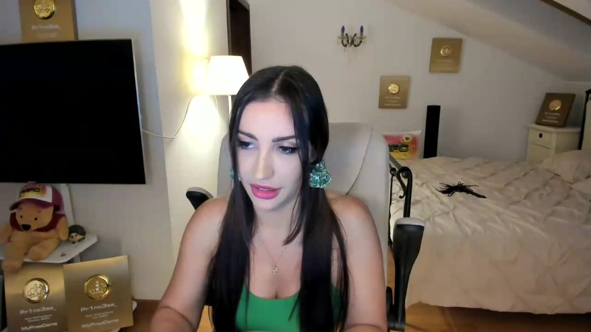 Gallery image thumbnail from Pr1nc3ss_'s myfreecams stream on, 09/06/2026, 07:07 image 4 of 20
