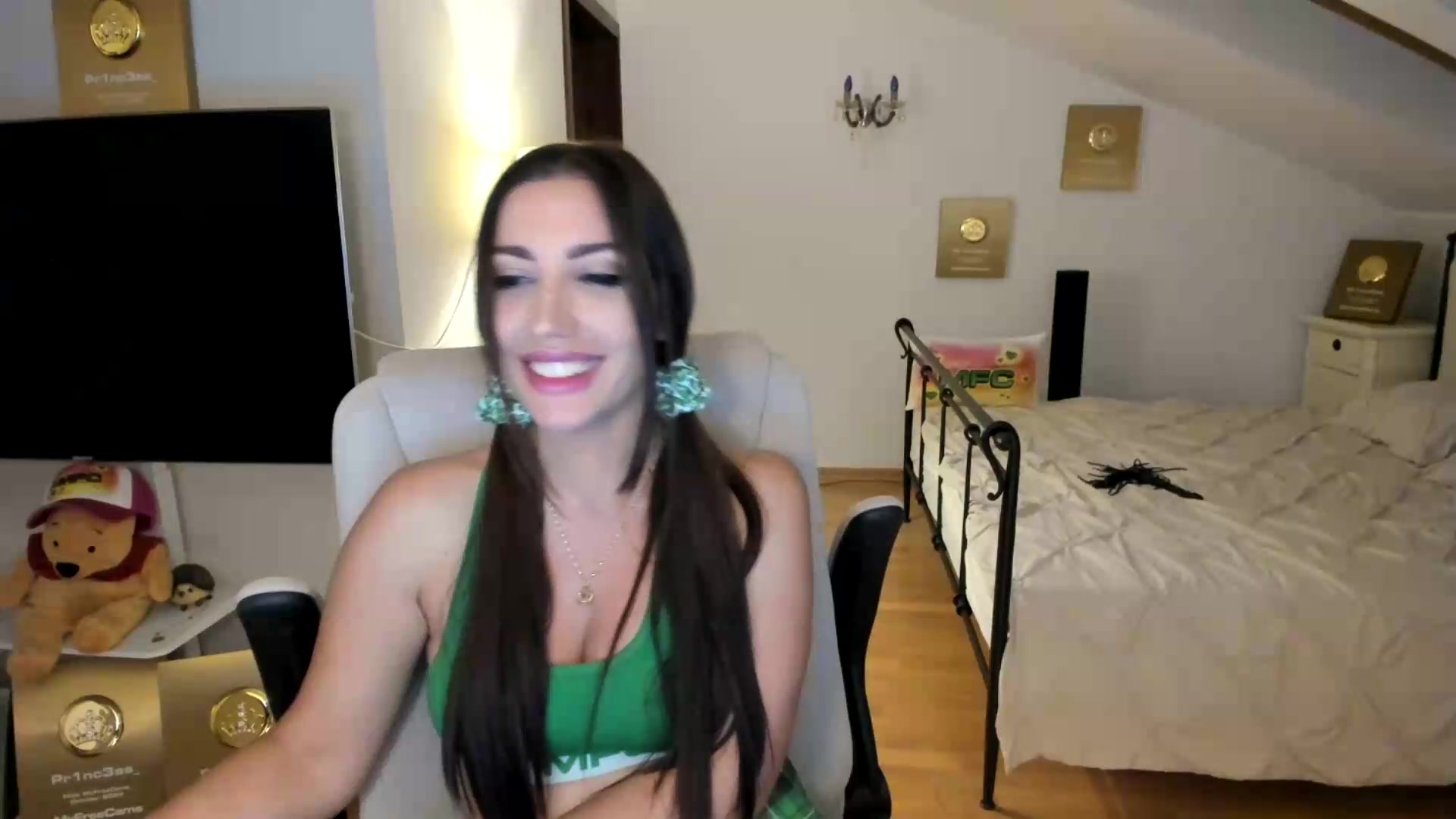 Gallery image thumbnail from Pr1nc3ss_'s myfreecams stream on, 09/06/2026, 10:41 image 4 of 20