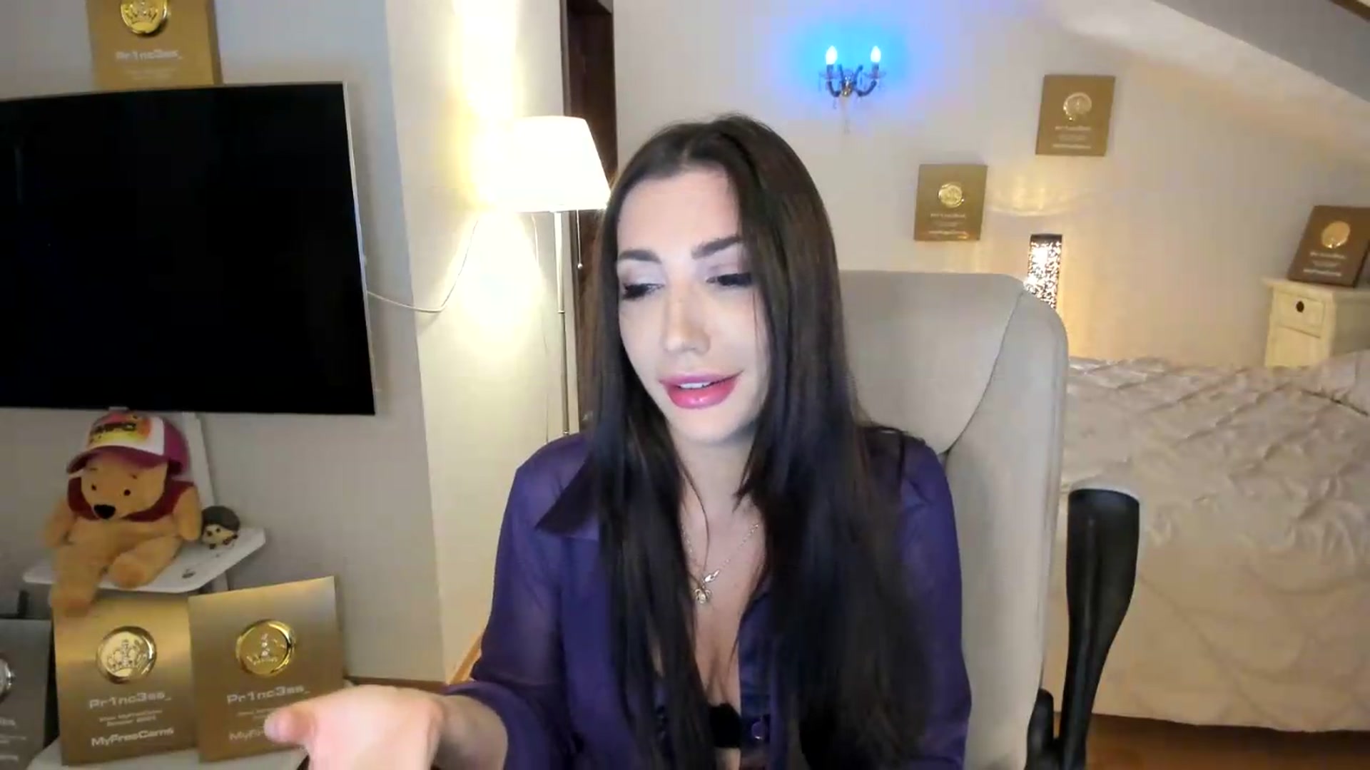 Gallery image thumbnail from Pr1nc3ss_'s myfreecams stream on, 09/08/2026, 05:42 image 6 of 20