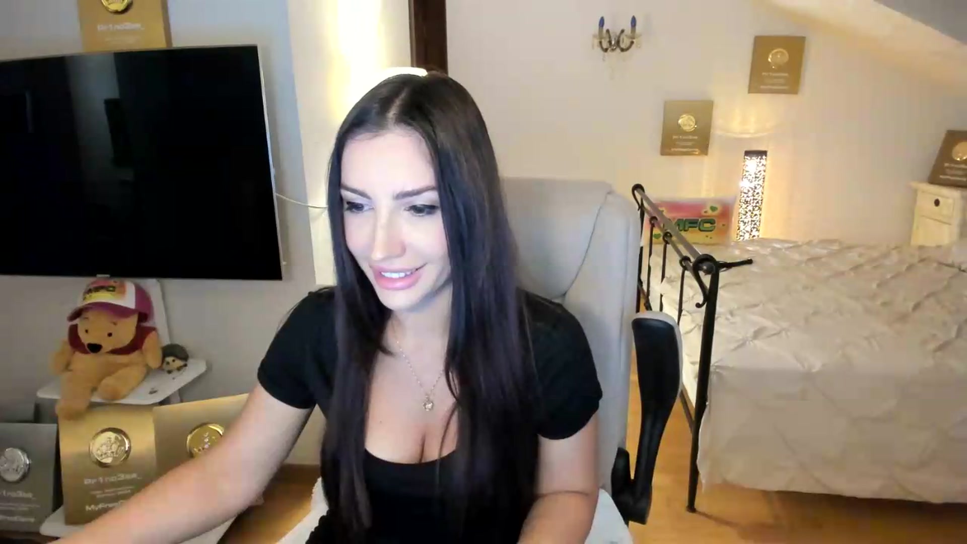 Gallery image thumbnail from Pr1nc3ss_'s myfreecams stream on, 09/09/2026, 06:23 image 19 of 20