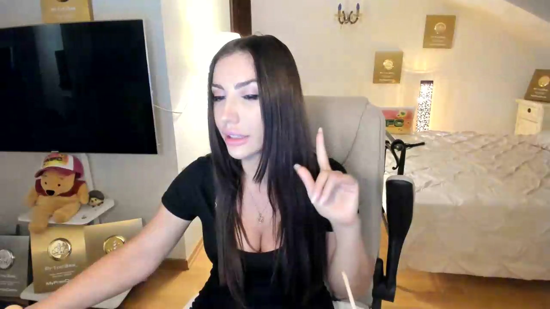 Gallery image thumbnail from Pr1nc3ss_'s myfreecams stream on, 09/09/2026, 06:23 image 5 of 20