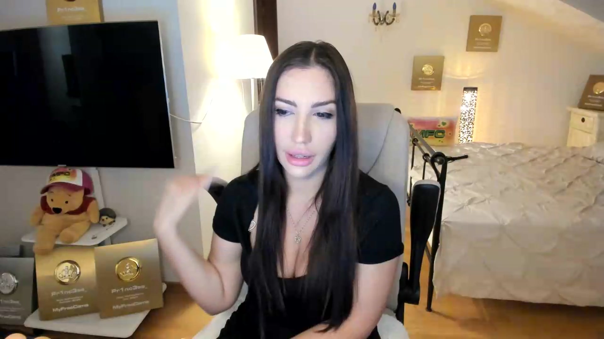 Gallery image thumbnail from Pr1nc3ss_'s myfreecams stream on, 09/09/2026, 06:23 image 9 of 20