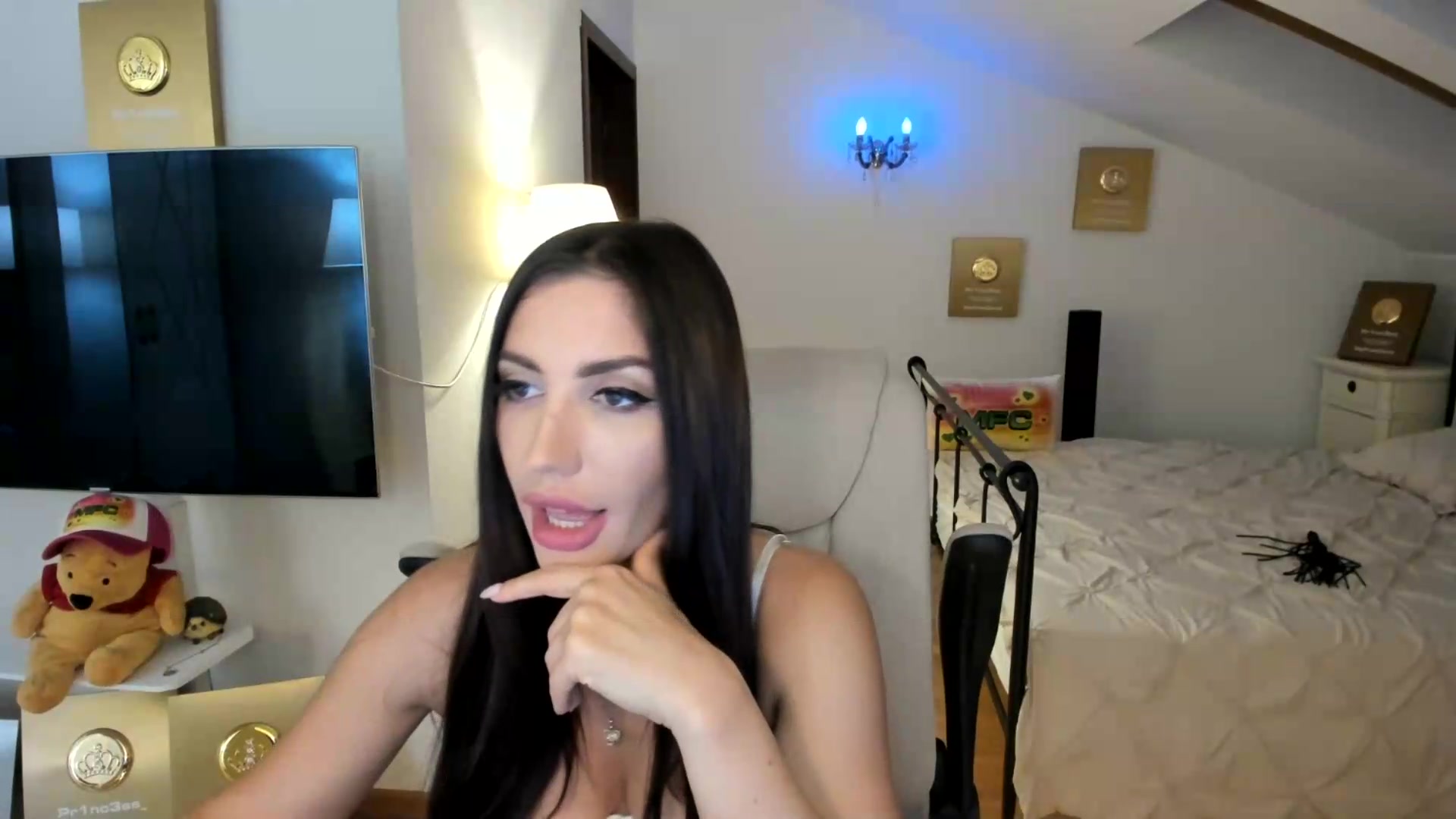 Gallery image thumbnail from Pr1nc3ss_'s myfreecams stream on, 09/12/2026, 10:33 image 7 of 20
