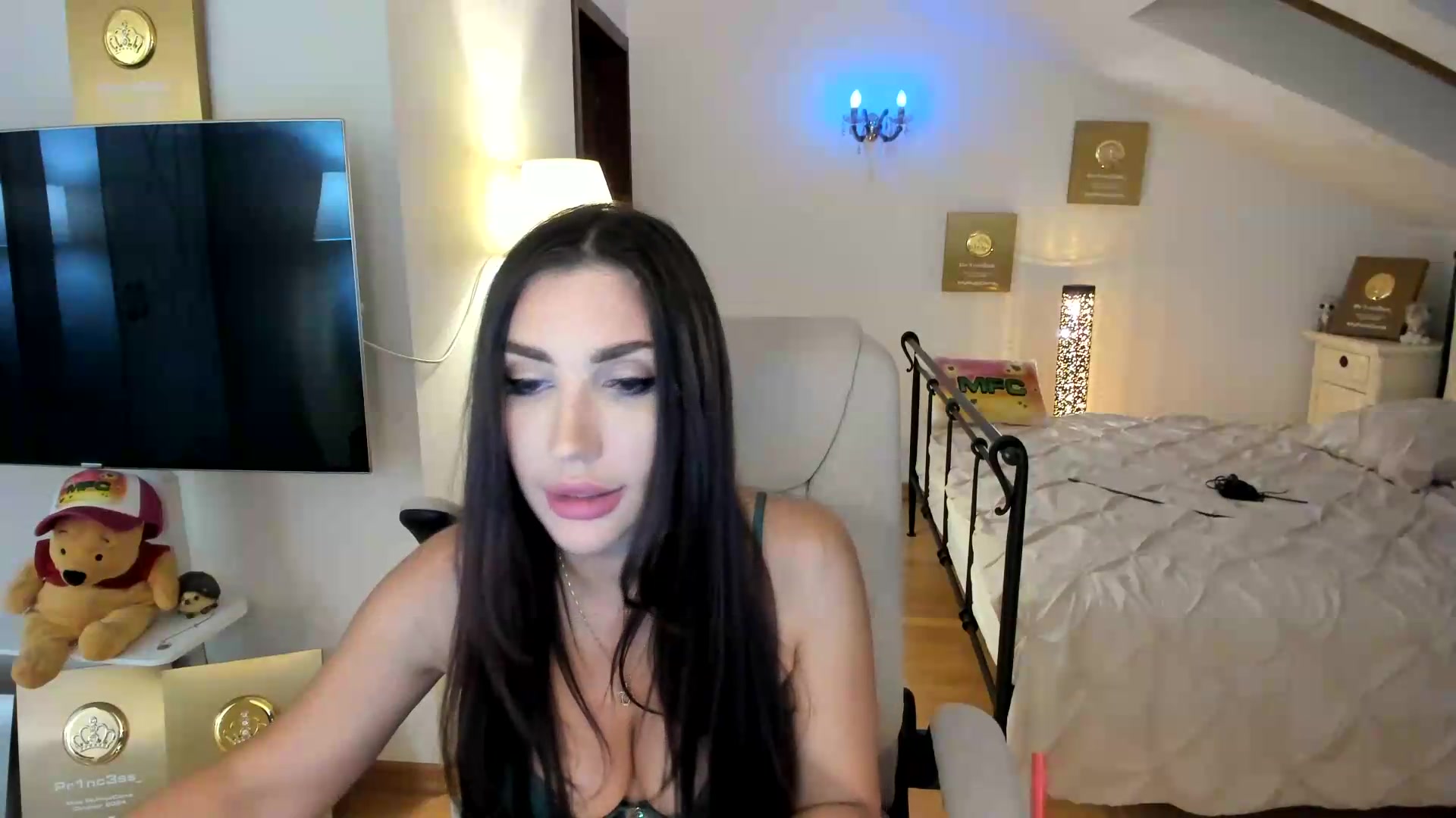 Gallery image thumbnail from Pr1nc3ss_'s myfreecams stream on, 09/13/2026, 07:29 image 19 of 20