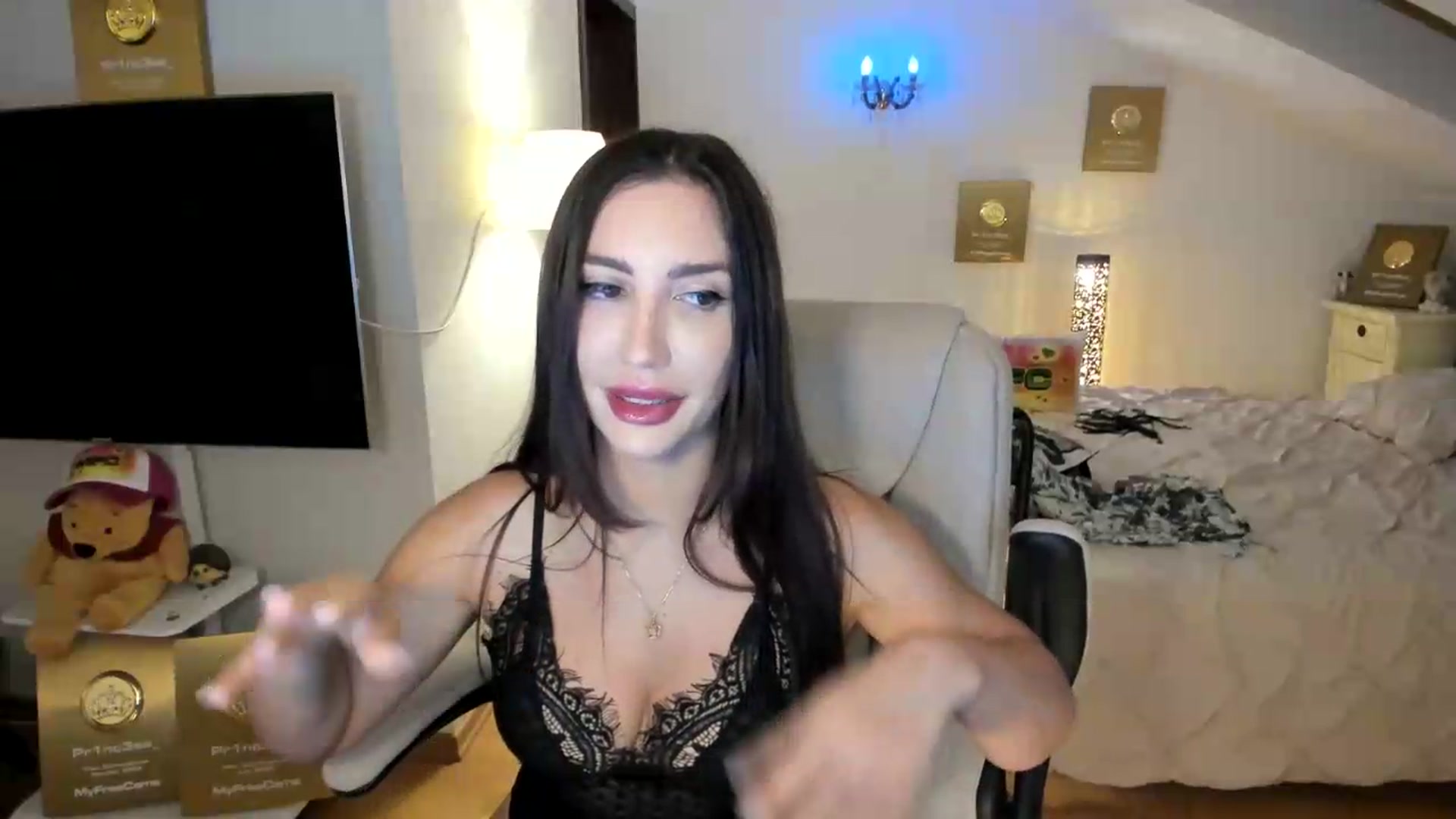 Gallery image thumbnail from Pr1nc3ss_'s myfreecams stream on, 09/14/2026, 05:02 image 19 of 20