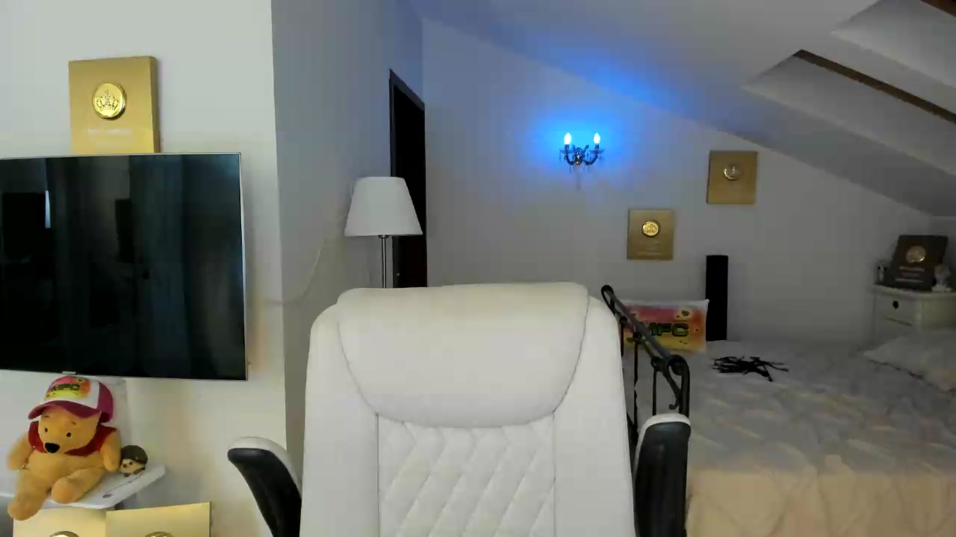 Gallery image thumbnail from Pr1nc3ss_'s myfreecams stream on, 09/15/2026, 05:10 image 14 of 20