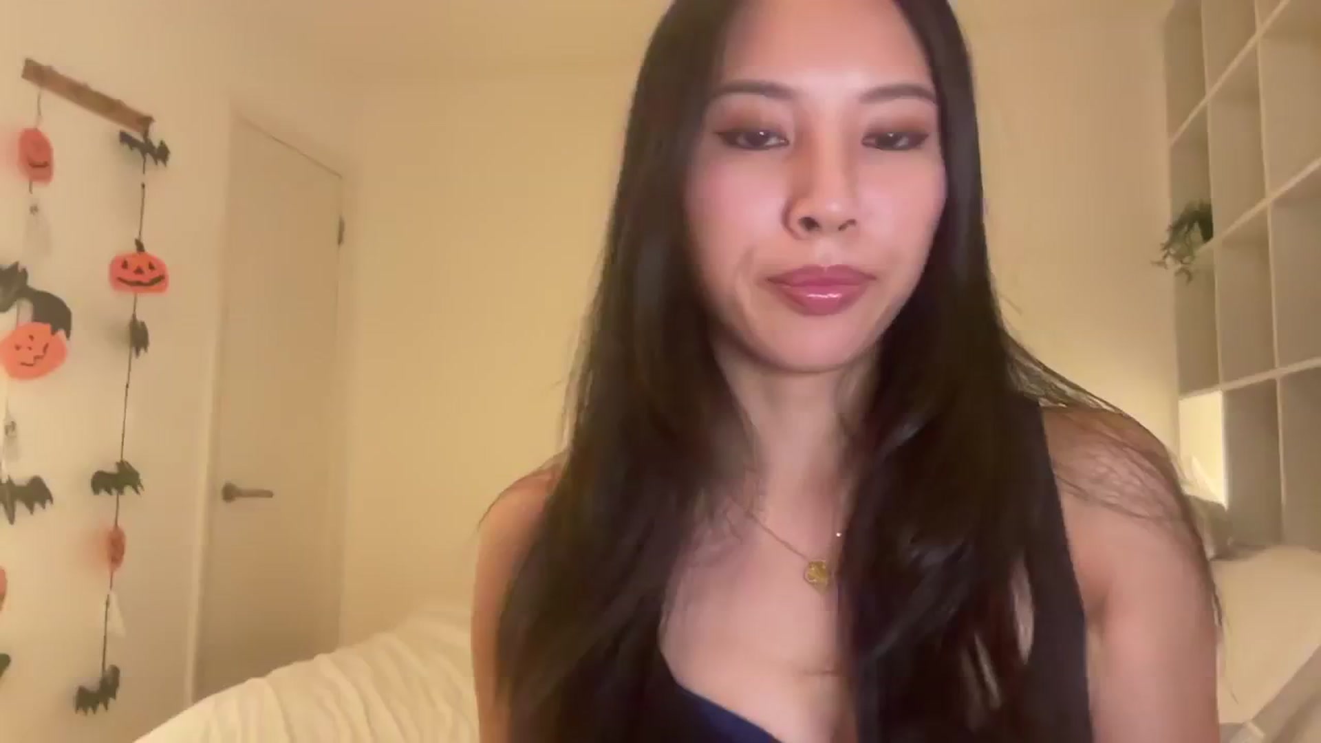 Gallery image thumbnail from Pr1ncesa's myfreecams stream on, 10/27/2025, 23:16 image 6 of 20