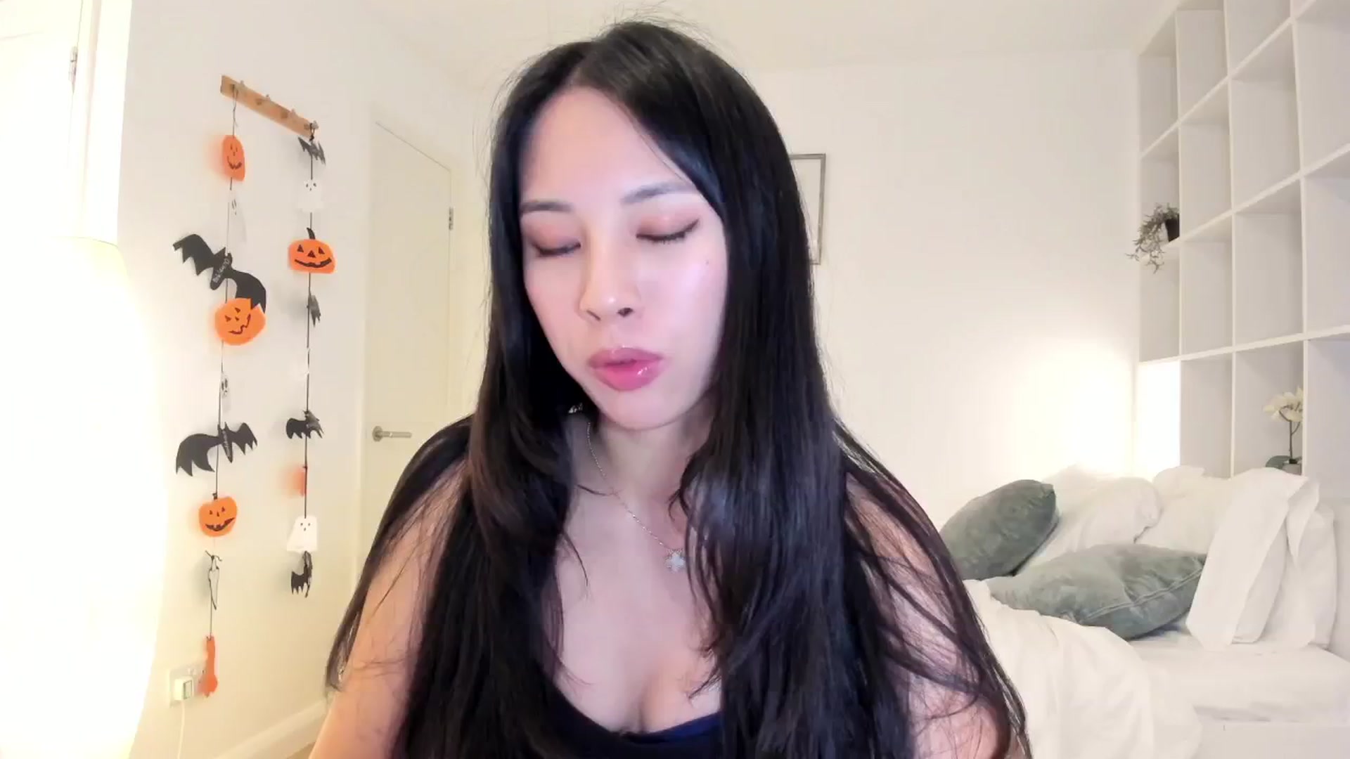 Gallery image thumbnail from Pr1ncesa's myfreecams stream on, 10/31/2025, 06:27 image 11 of 20