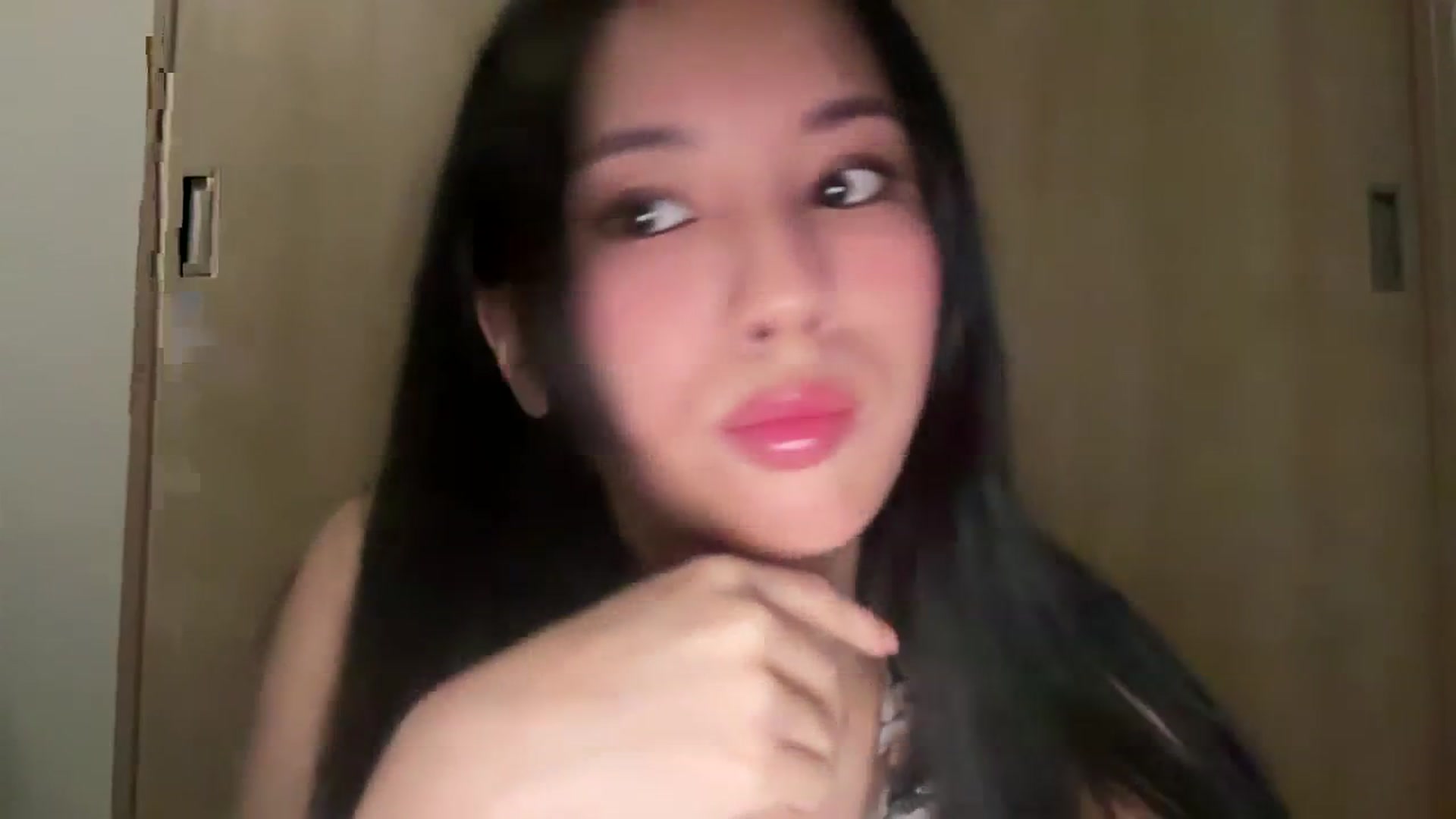 Gallery image thumbnail from Pr1ncesa's myfreecams stream on, 12/02/2025, 14:15 image 6 of 20