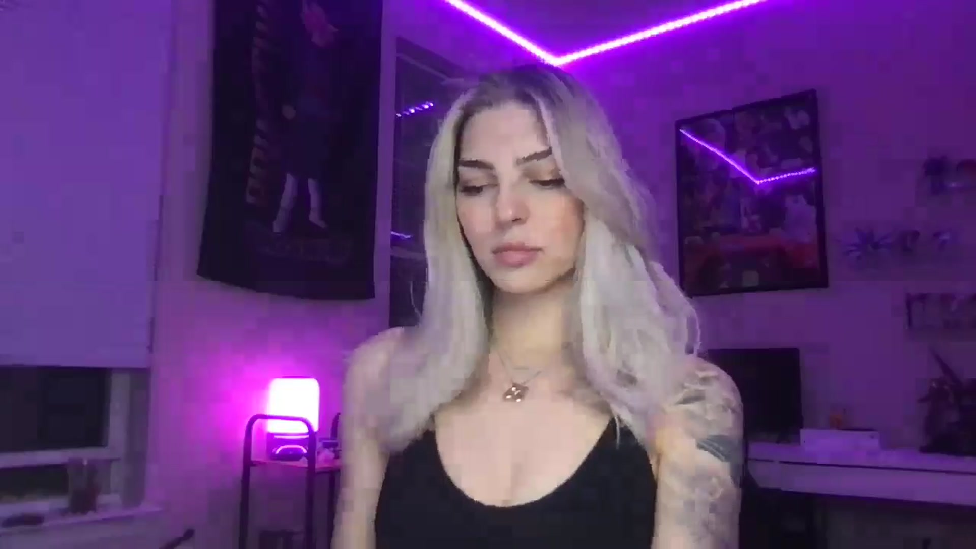 Gallery image thumbnail from PradaAngel_'s myfreecams stream on, 03/08/2026, 23:32 image 15 of 20
