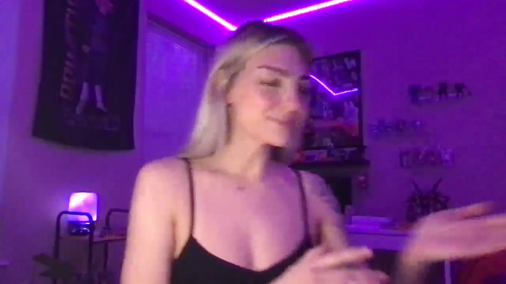Gallery image thumbnail from PradaAngel_'s myfreecams stream on, 03/14/2026, 23:47 image 9 of 20