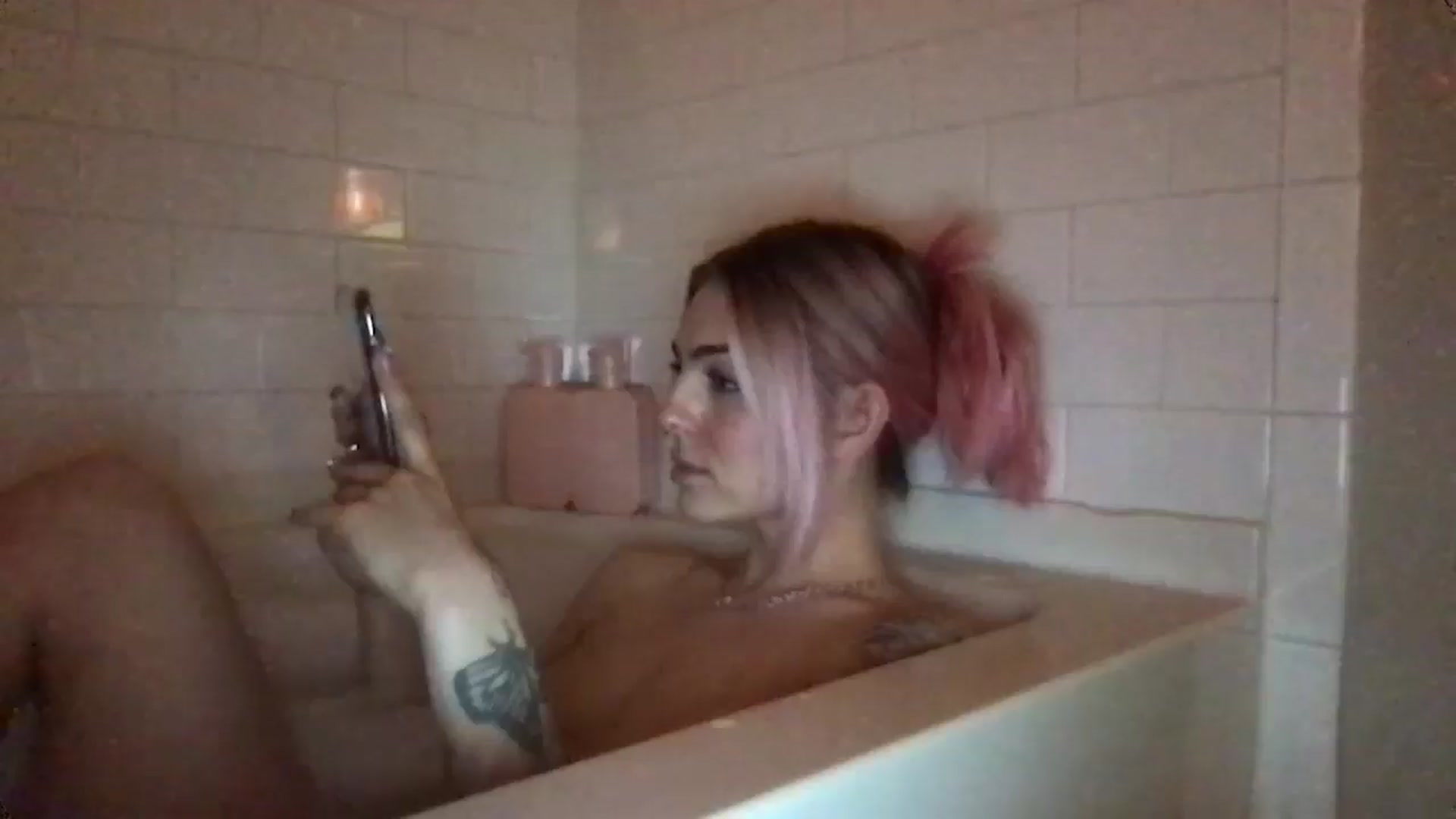Gallery image thumbnail from PradaAngel_'s myfreecams stream on, 03/29/2026, 23:45 image 7 of 20