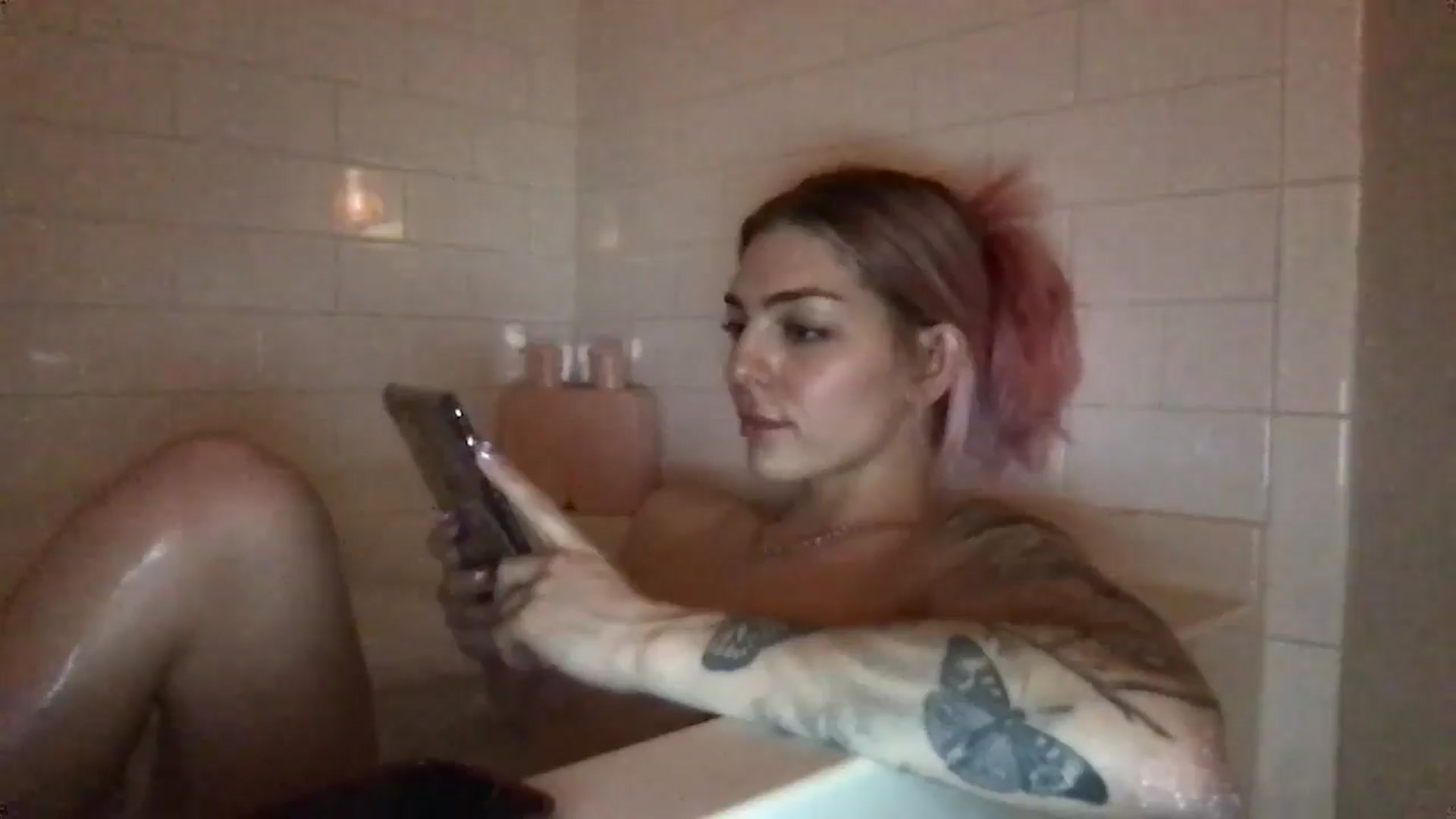 Gallery image thumbnail from PradaAngel_'s myfreecams stream on, 03/29/2026, 23:45 image 17 of 20