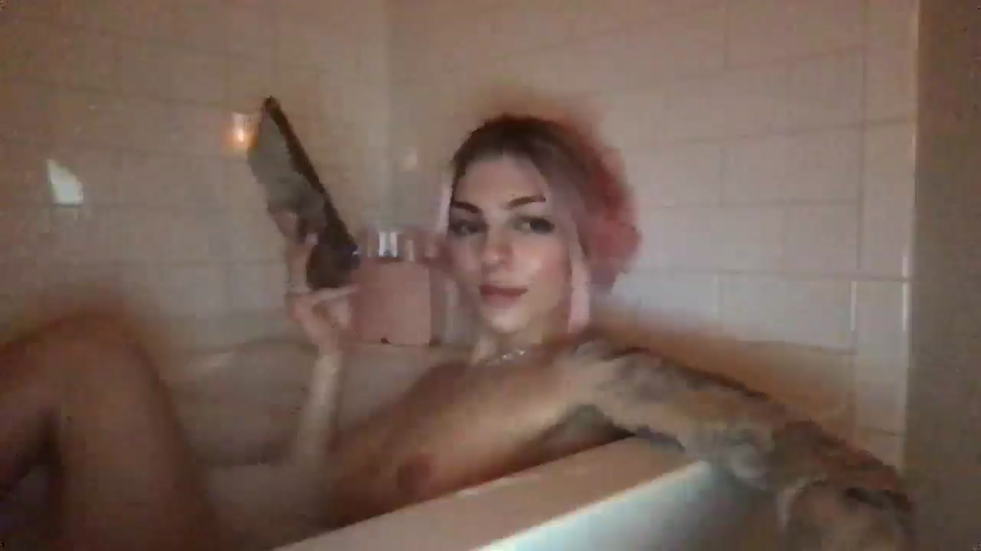Gallery image thumbnail from PradaAngel_'s myfreecams stream on, 03/29/2026, 23:45 image 5 of 20