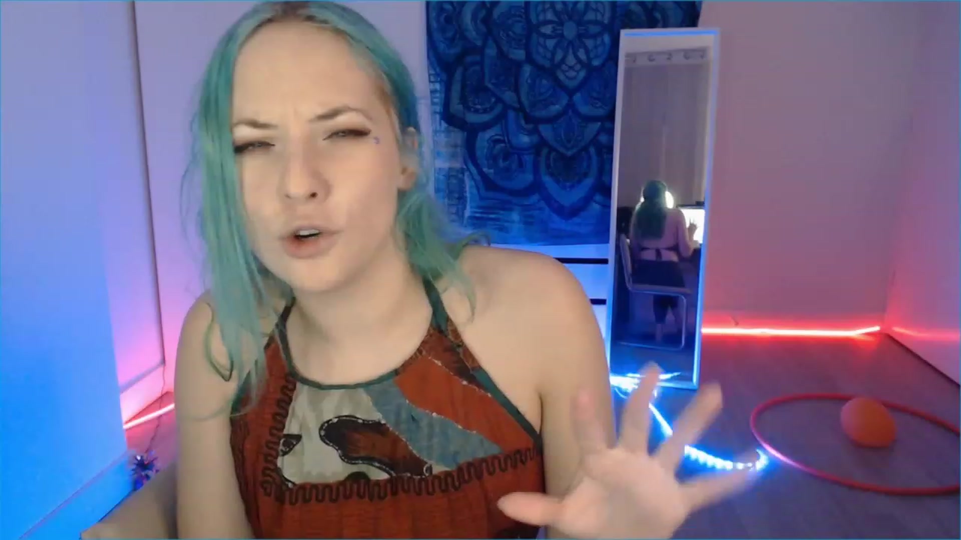 Gallery image thumbnail from Pray_4Ukraine's myfreecams stream on, 11/18/2022, 22:49 image 14 of 20