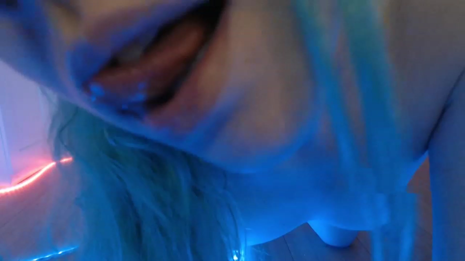 Gallery image thumbnail from Pray_4Ukraine's myfreecams stream on, 11/21/2022, 22:33 image 19 of 20