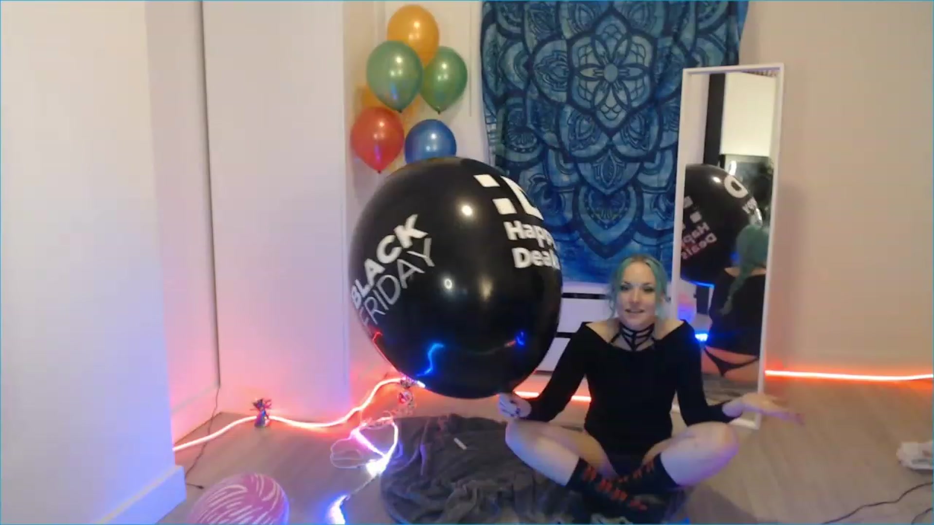Gallery image thumbnail from Pray_4Ukraine's myfreecams stream on, 11/23/2022, 22:37 image 11 of 20