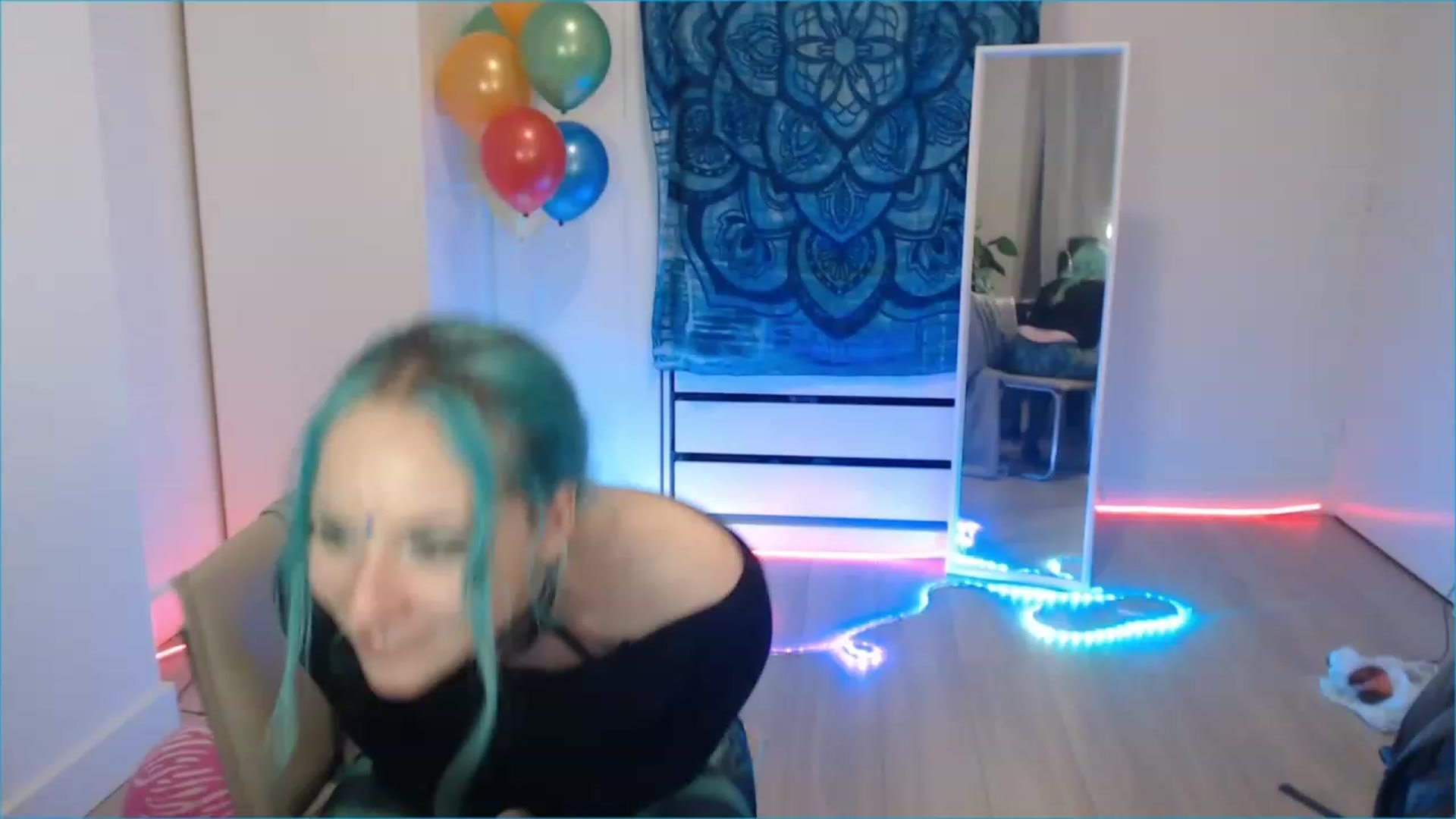 Gallery image thumbnail from Pray_4Ukraine's myfreecams stream on, 11/23/2022, 22:37 image 5 of 20