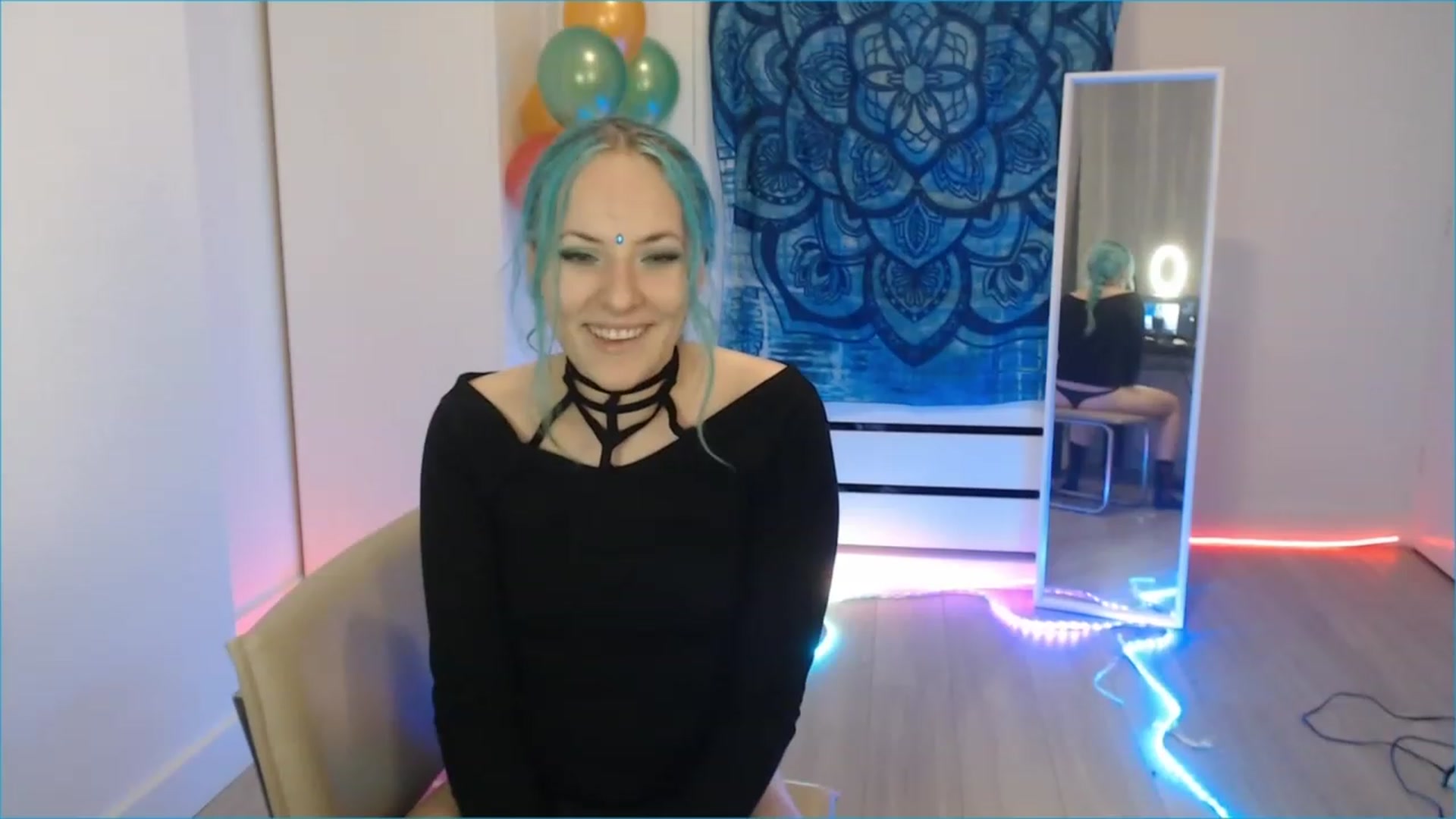 Gallery image thumbnail from Pray_4Ukraine's myfreecams stream on, 11/23/2022, 22:37 image 17 of 20