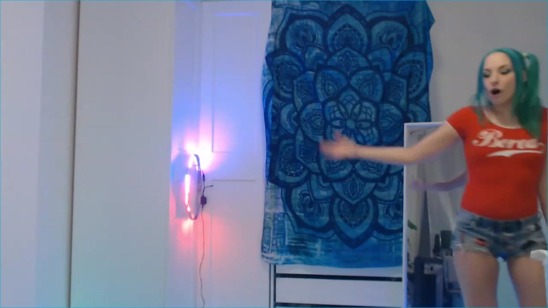 Gallery image thumbnail from Pray_4Ukraine's myfreecams stream on, 12/24/2022, 22:48 image 4 of 20