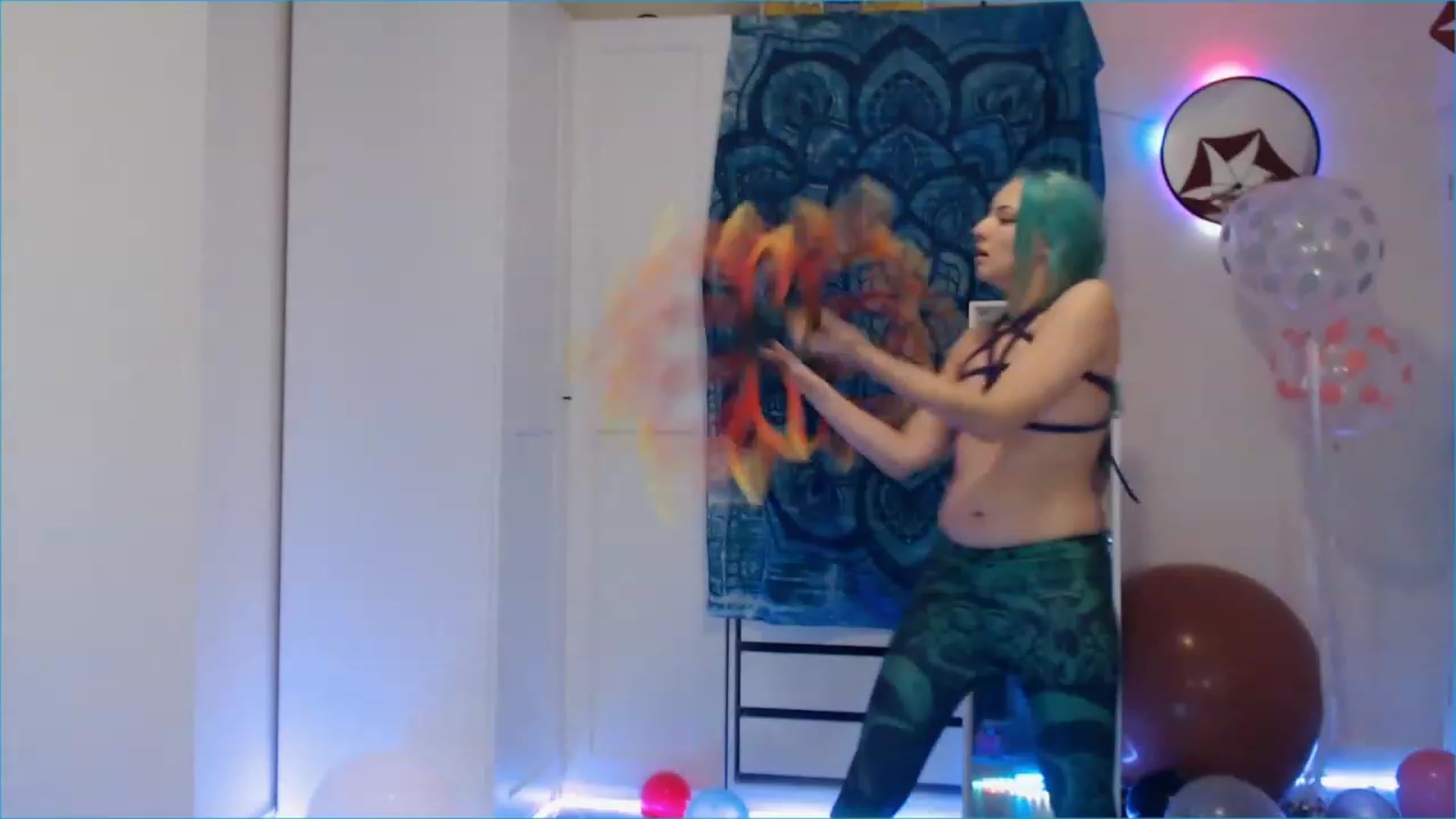 Gallery image thumbnail from Pray_4Ukraine's myfreecams stream on, 01/10/2023, 22:57 image 7 of 20