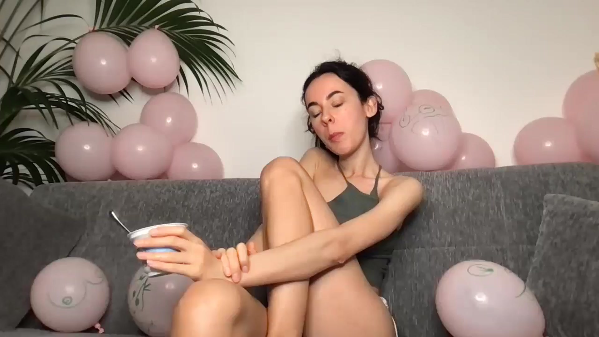Gallery image thumbnail from PreBdayMonth's myfreecams stream on, 06/21/2026, 22:25 image 9 of 20