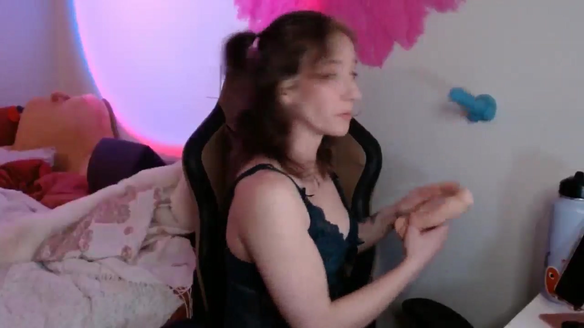 Gallery image thumbnail from PreciousGemma's myfreecams stream on, 04/03/2026, 06:04 image 9 of 20