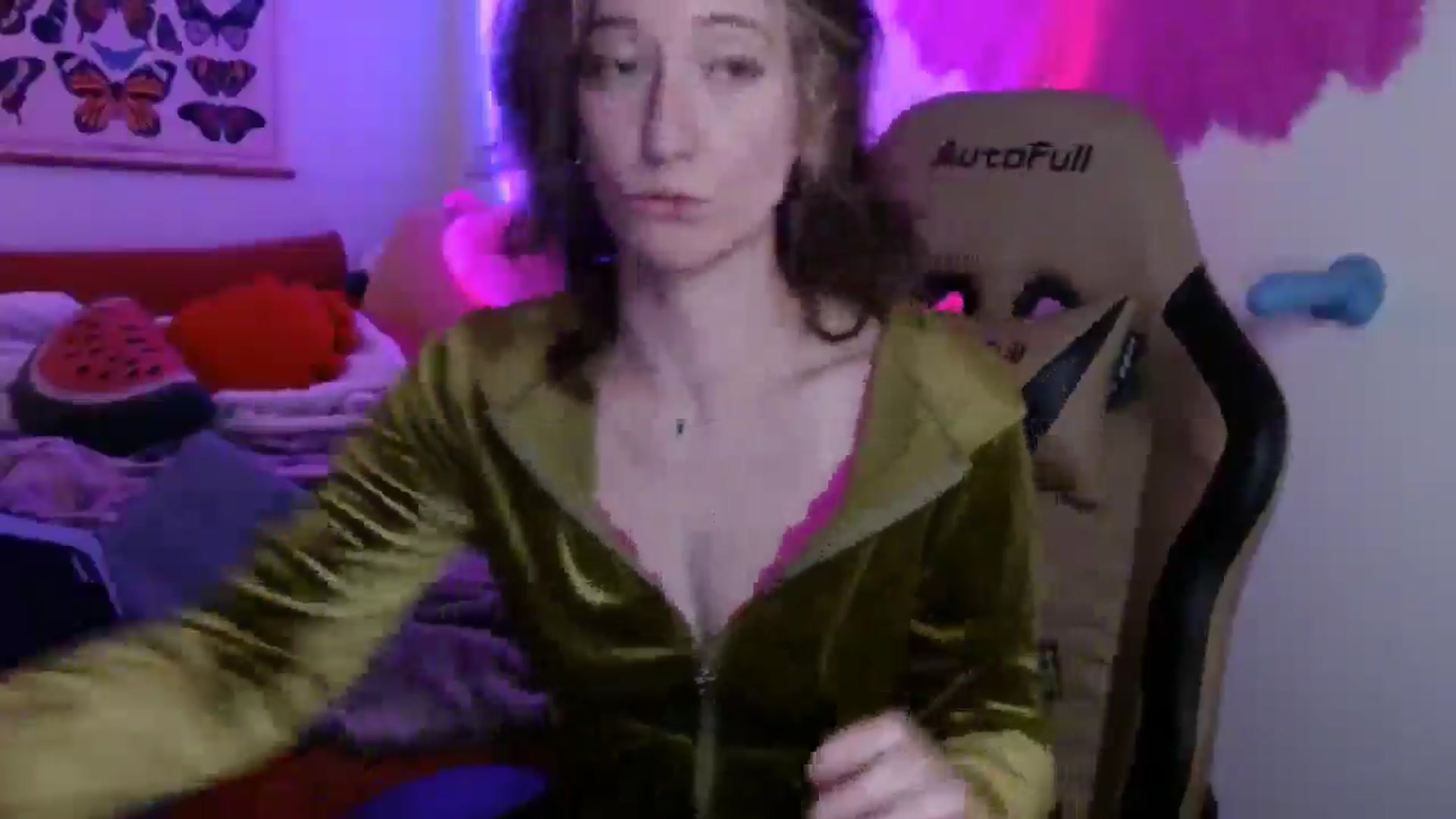 Gallery image thumbnail from PreciousGemma's myfreecams stream on, 04/10/2026, 06:00 image 14 of 20