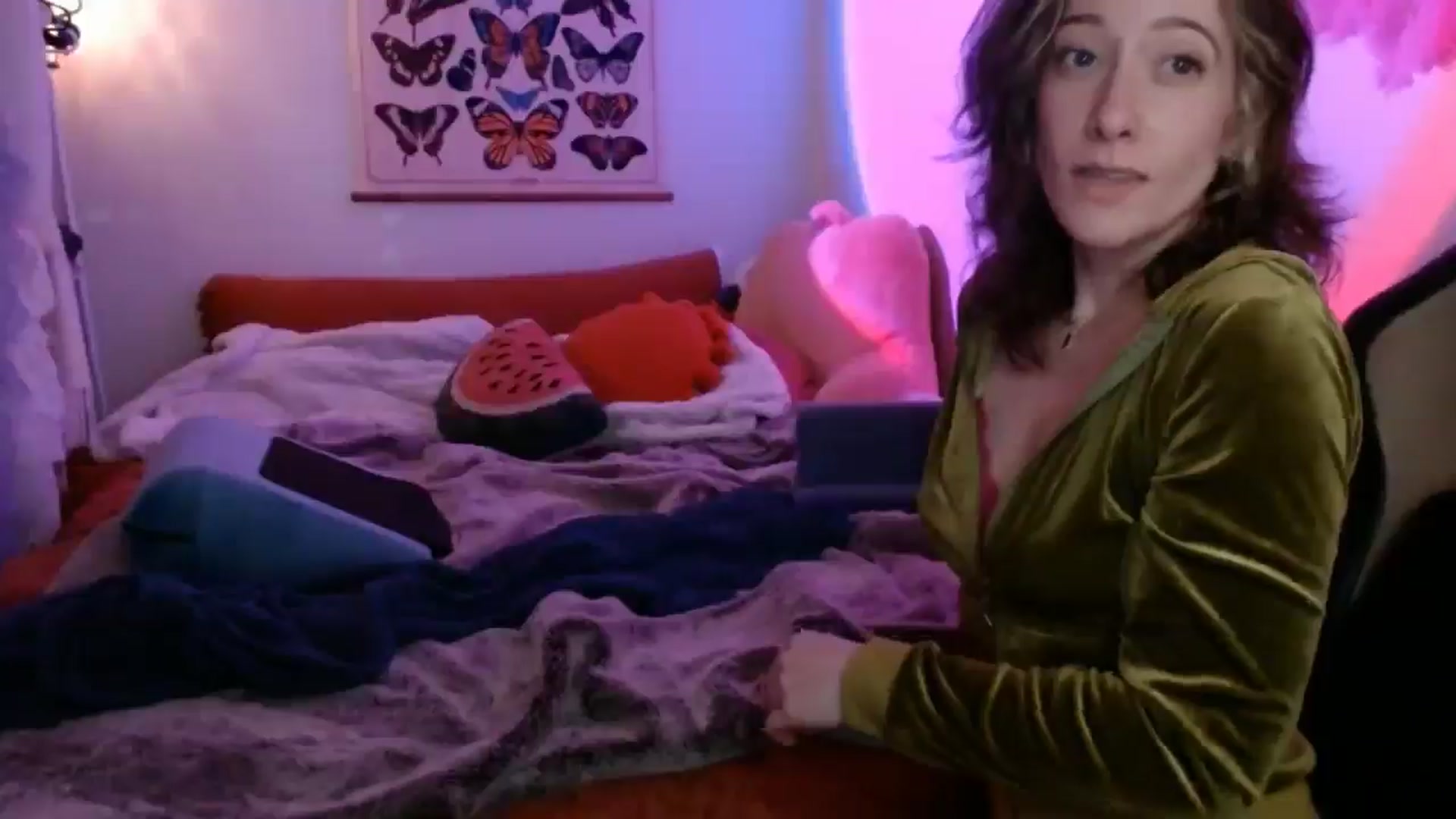 Gallery image thumbnail from PreciousGemma's myfreecams stream on, 04/10/2026, 06:00 image 16 of 20