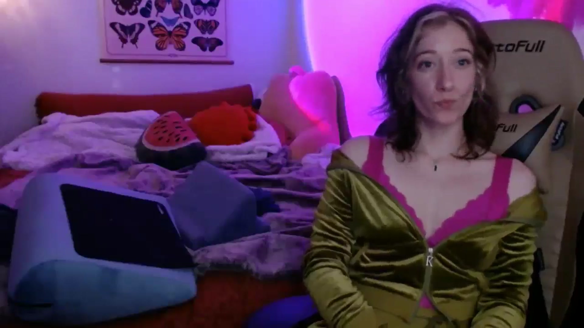 Gallery image thumbnail from PreciousGemma's myfreecams stream on, 04/10/2026, 06:00 image 6 of 20