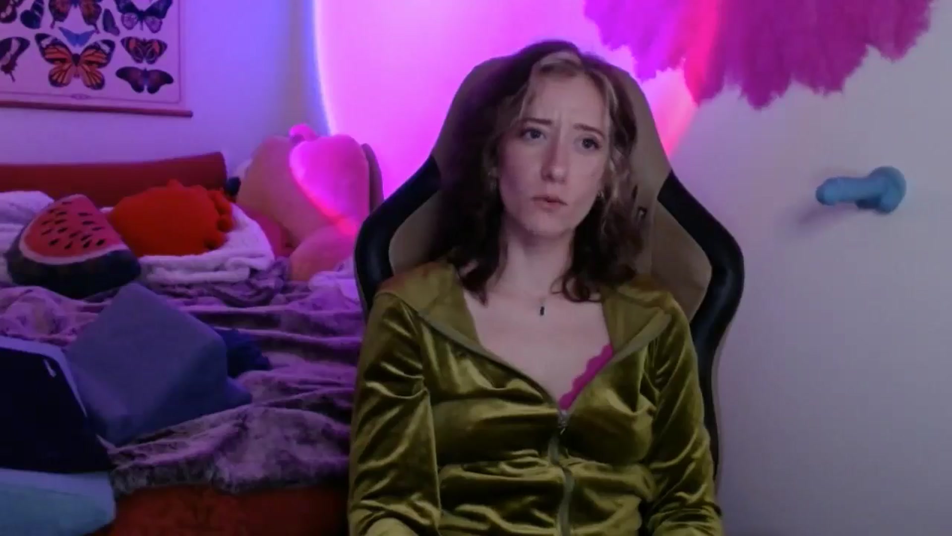 Gallery image thumbnail from PreciousGemma's myfreecams stream on, 04/10/2026, 06:00 image 10 of 20