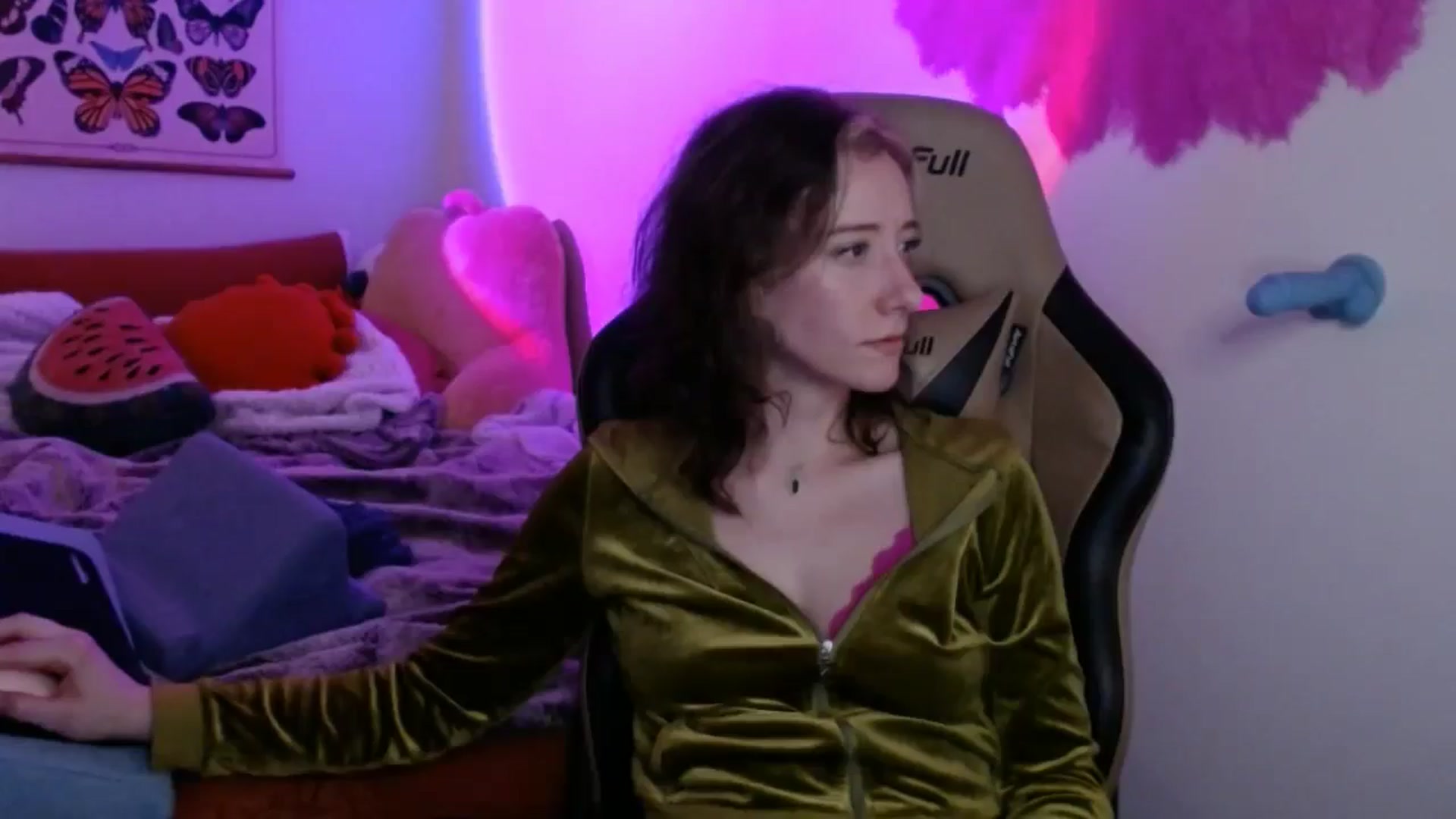 Gallery image thumbnail from PreciousGemma's myfreecams stream on, 04/10/2026, 06:00 image 11 of 20